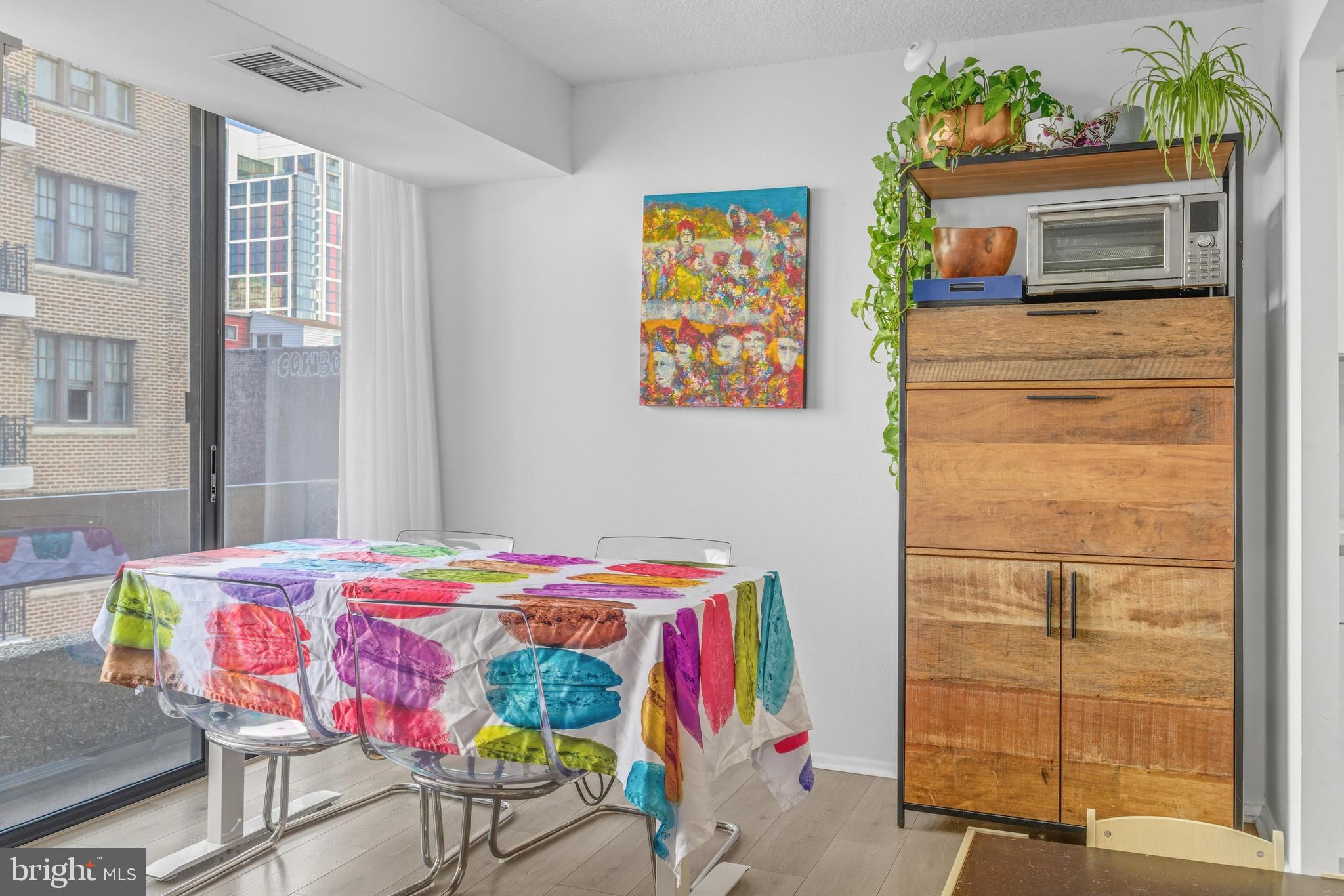 1326 SPRUCE STREET 42 805