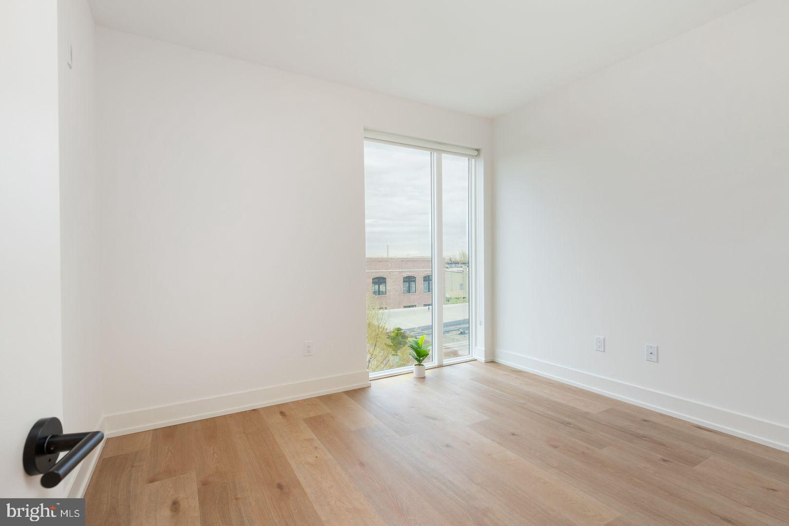 1331 S JUNIPER STREET 1B-401