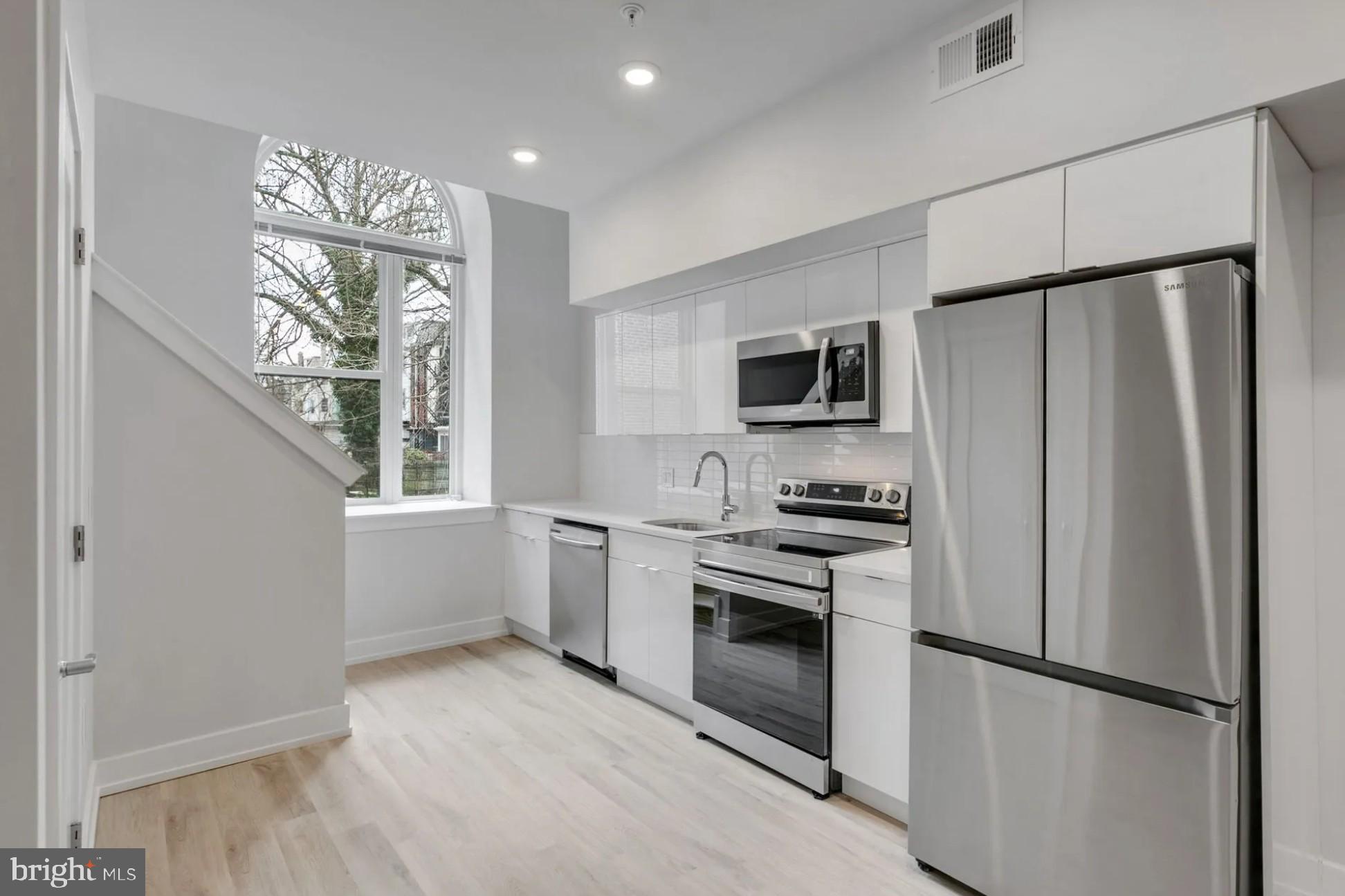 314 S 46TH STREET 0B-B103