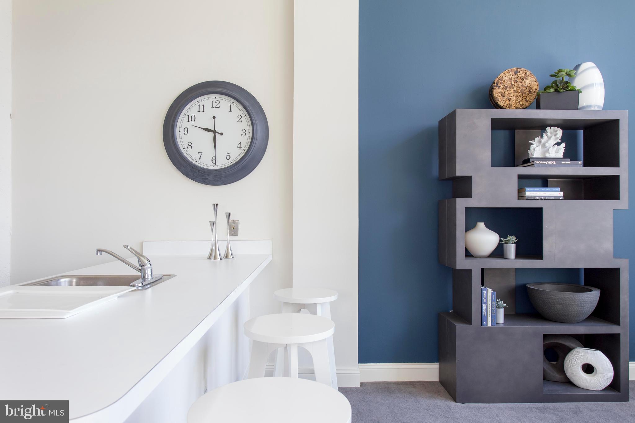 2121 MARKET STREET 41 202