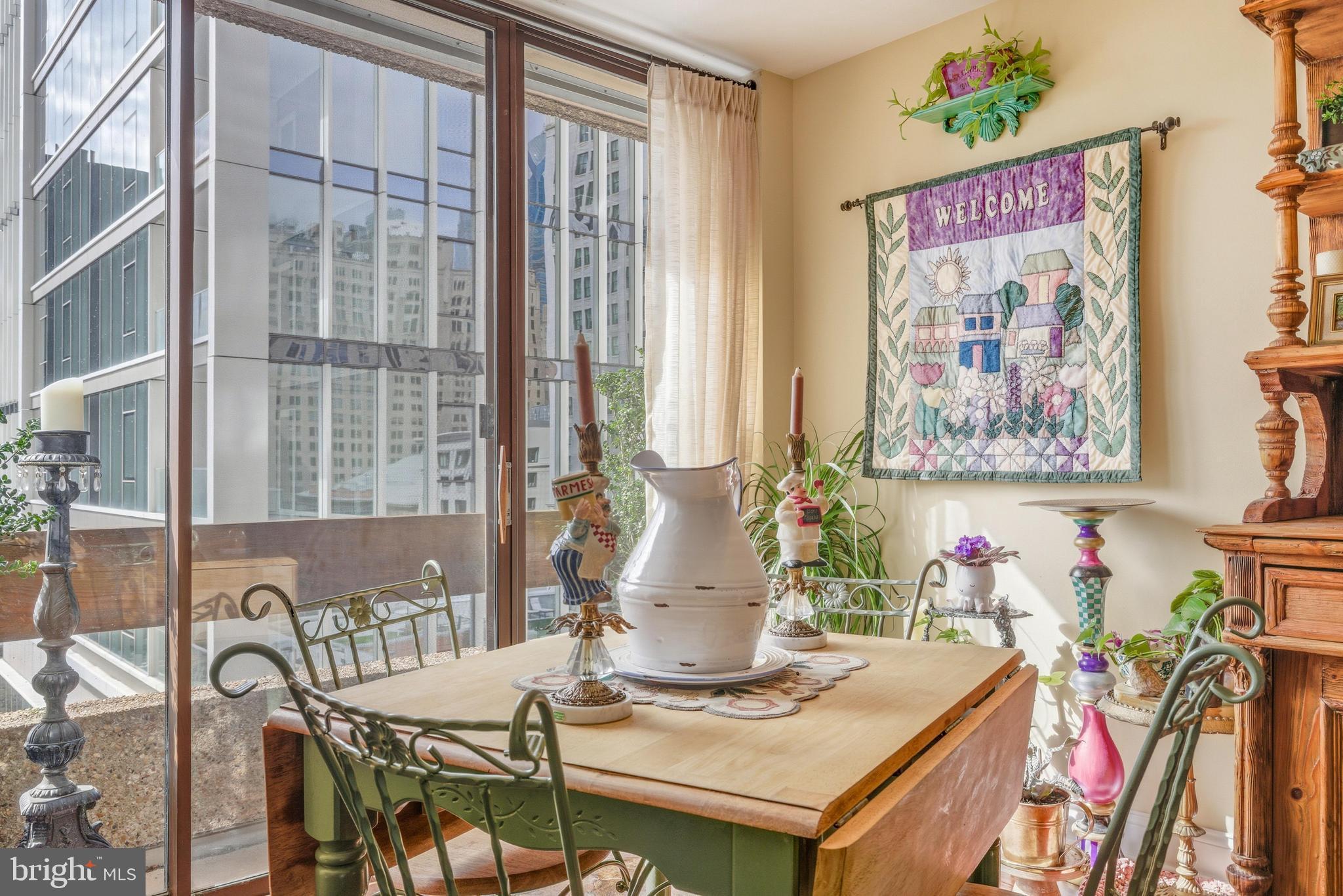 1326 SPRUCE STREET 42 808