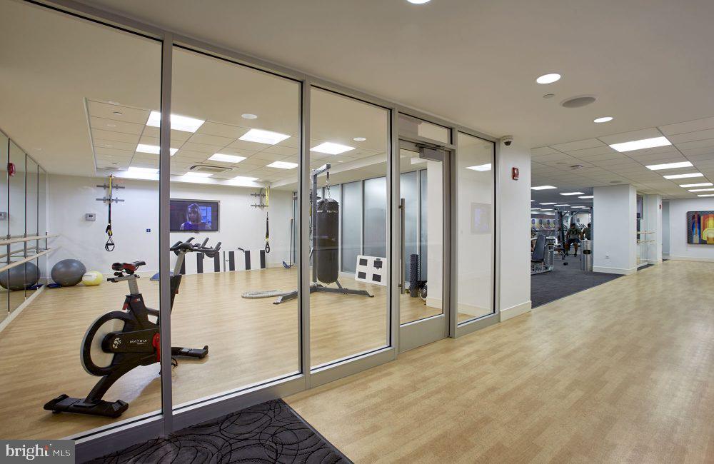 1616 WALNUT STREET 2B-0801