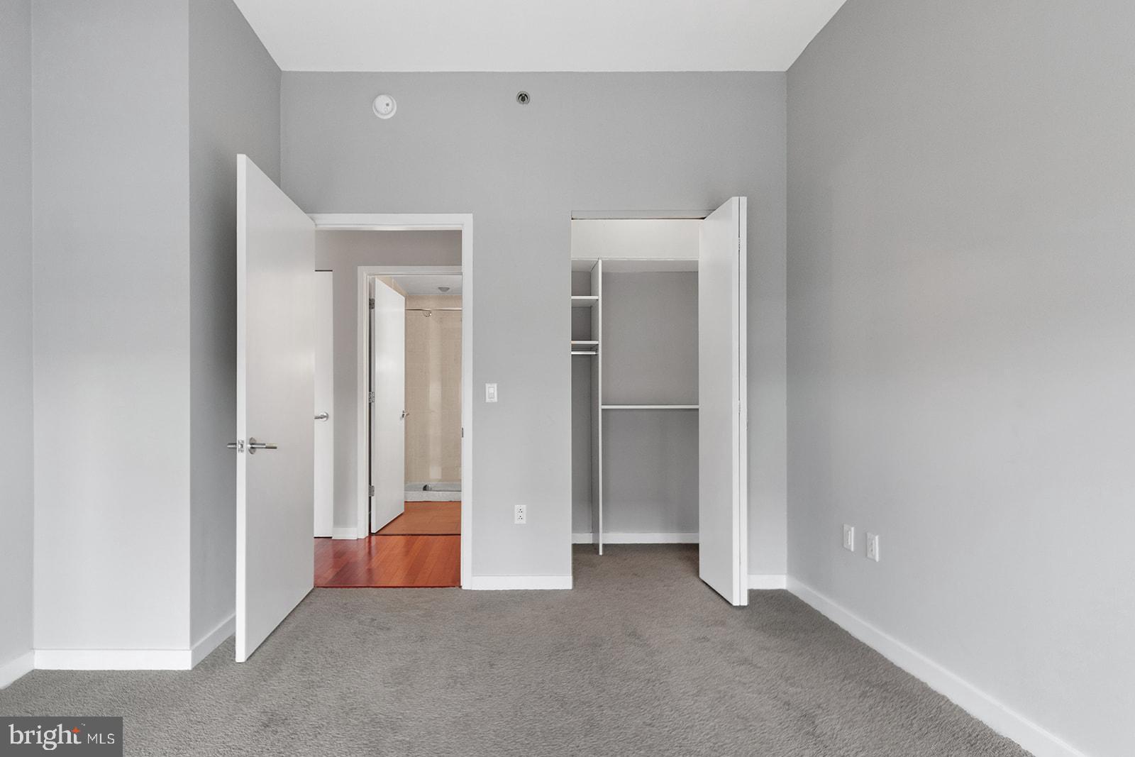 2101 MARKET STREET 305