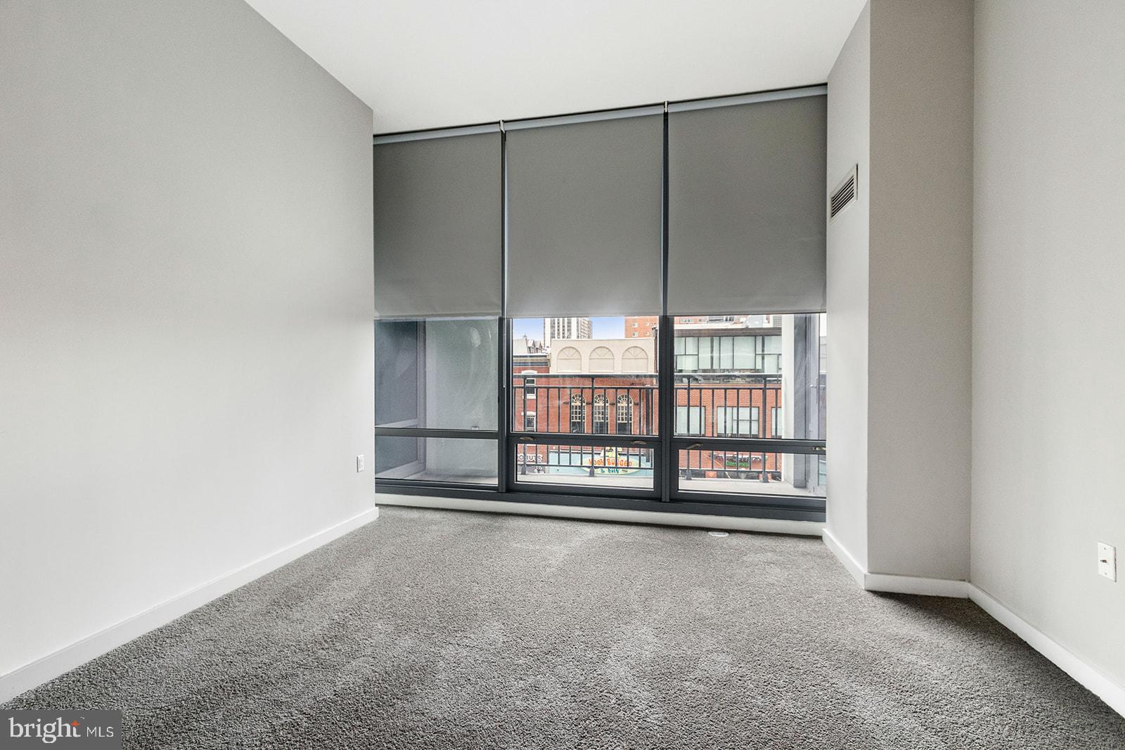 2101 MARKET STREET 305