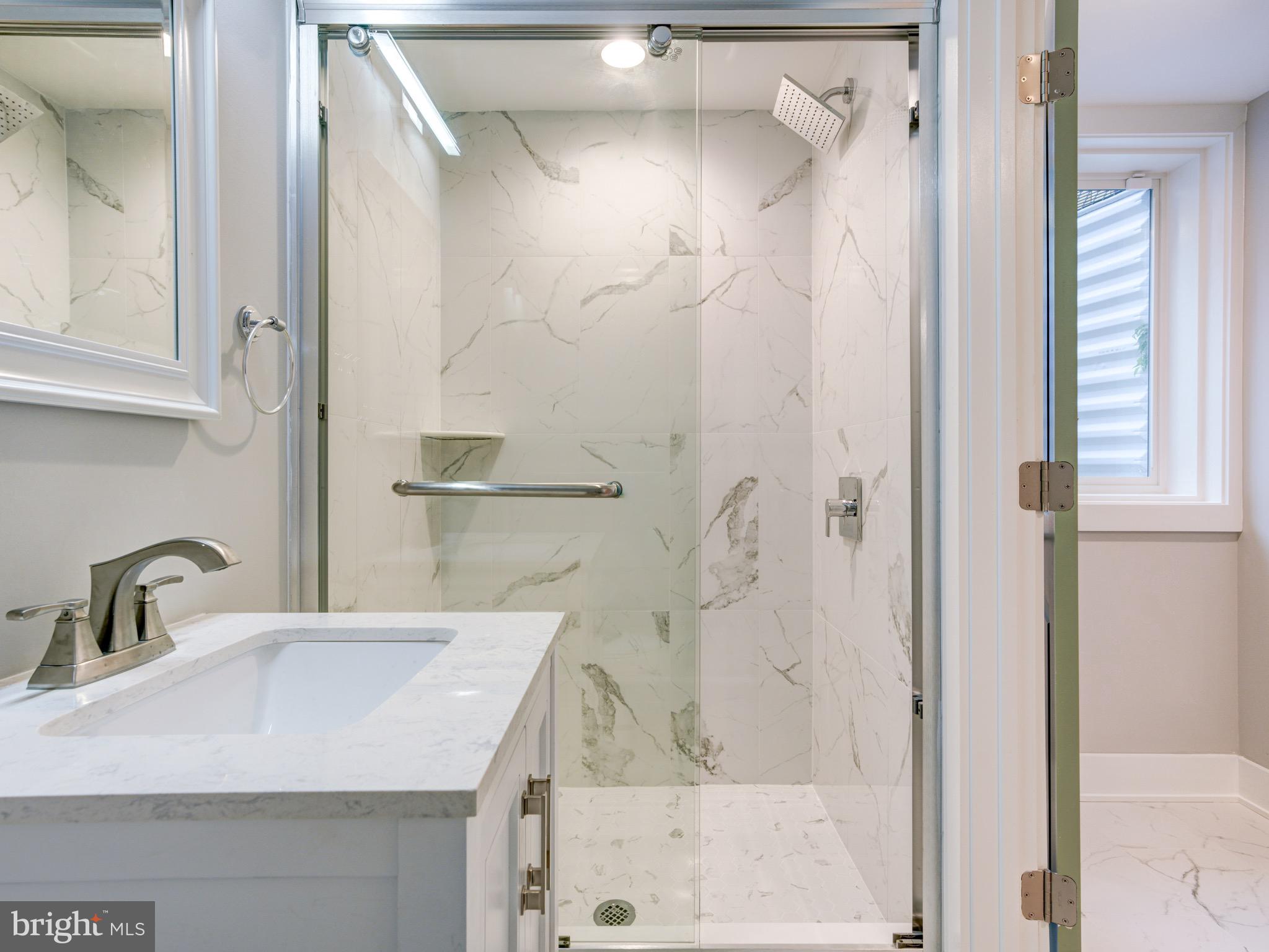 1702 N ORIANNA STREET