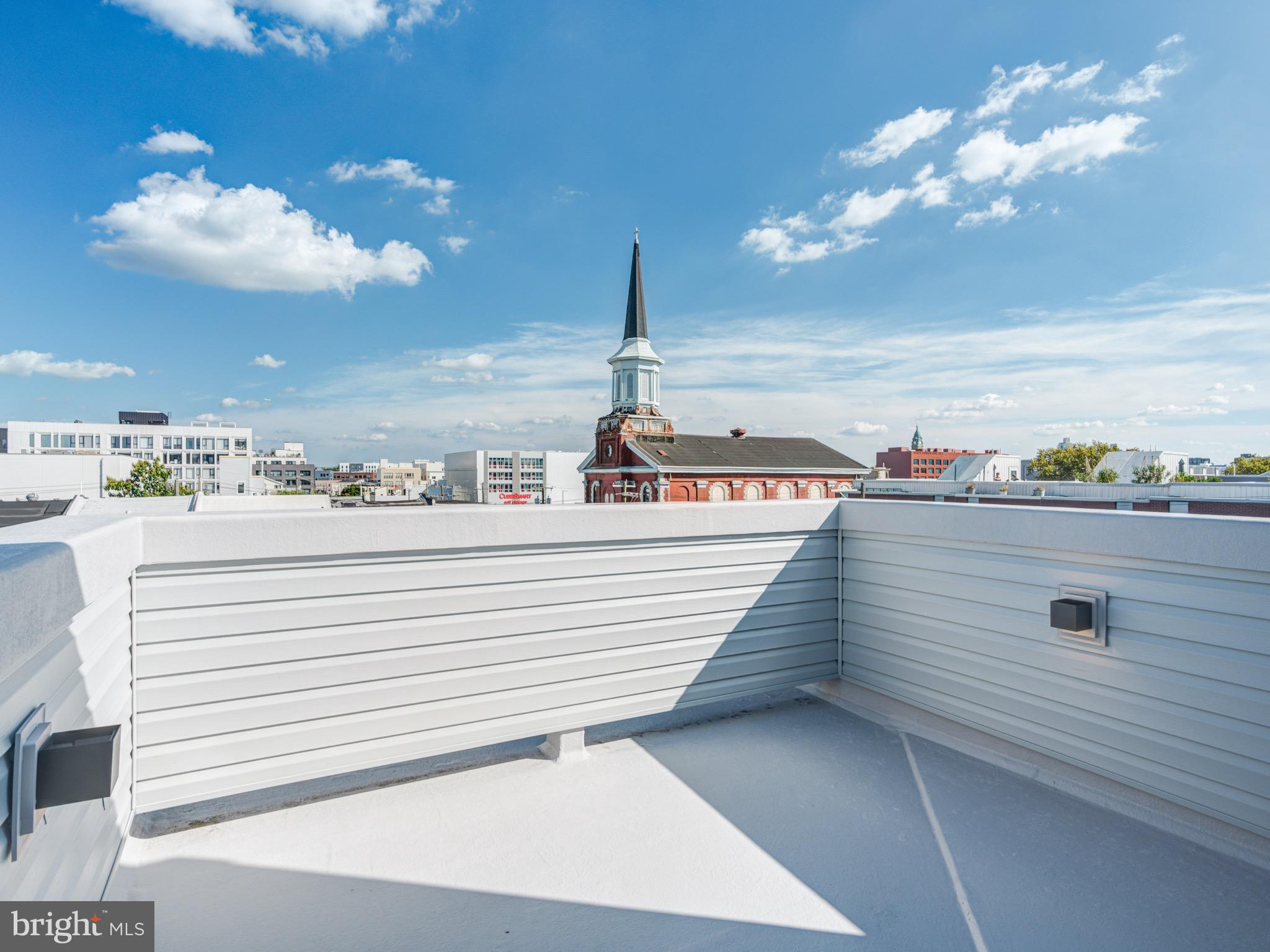 1702 N ORIANNA STREET