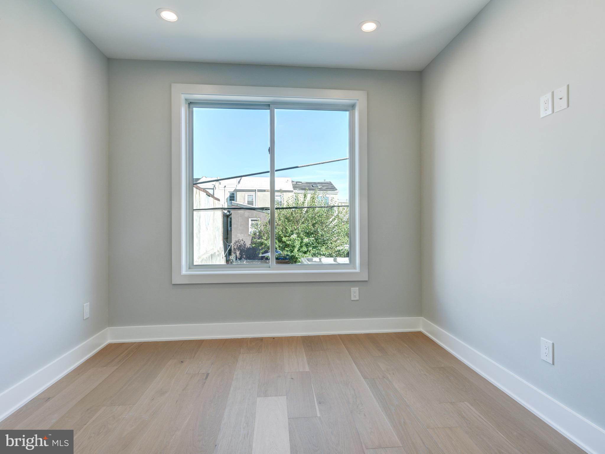 1702 N ORIANNA STREET