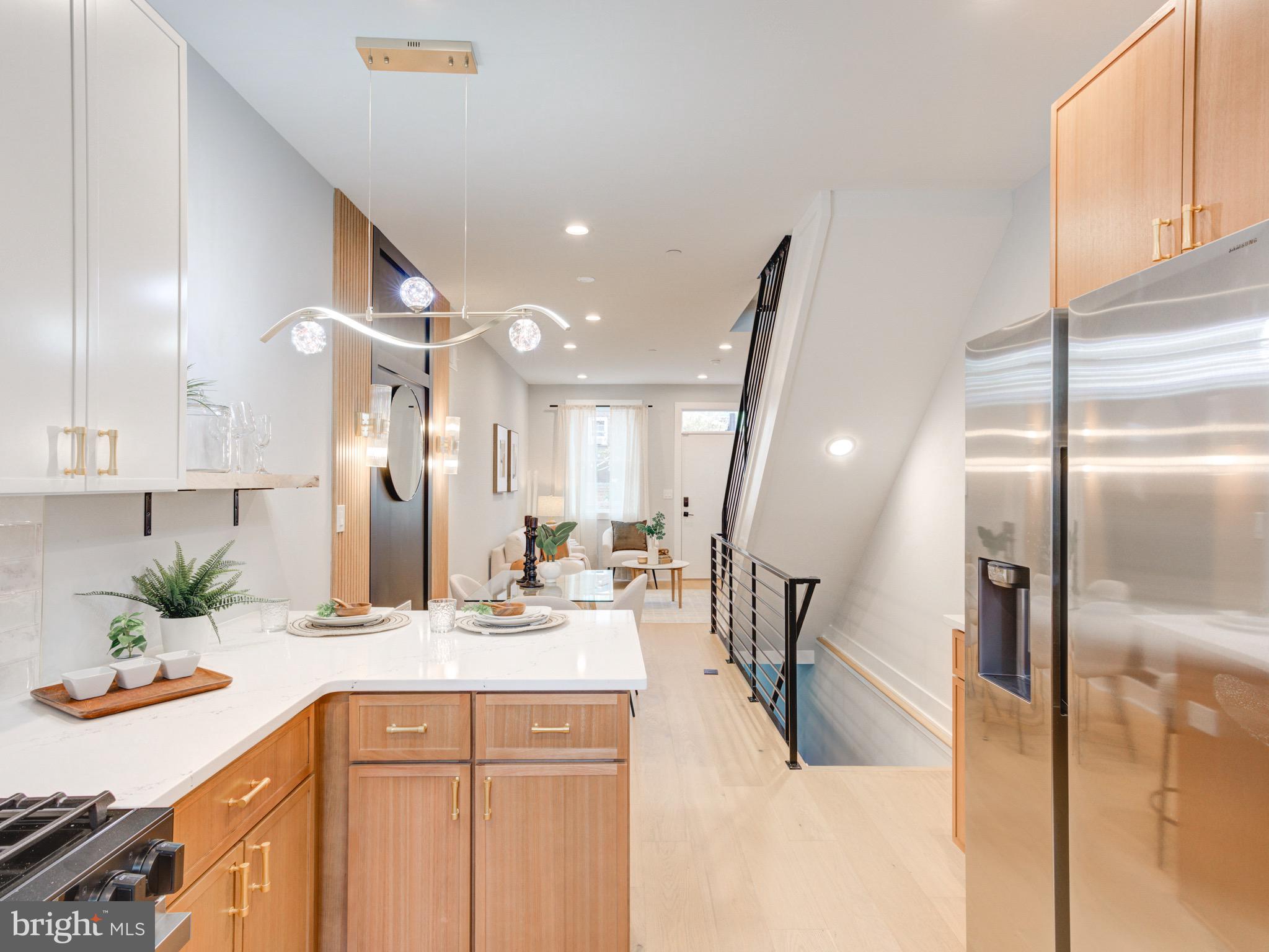 1702 N ORIANNA STREET