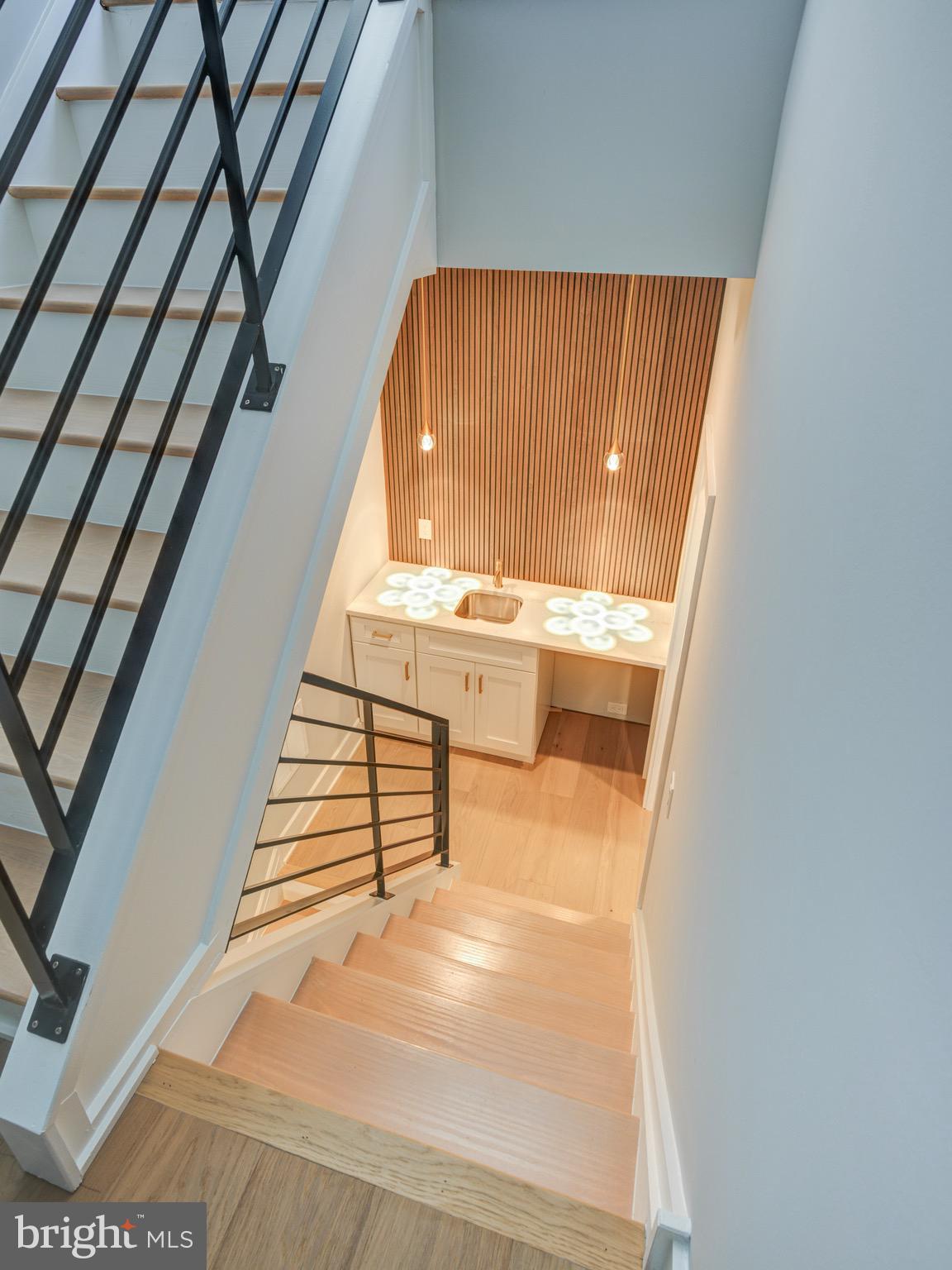 1702 N ORIANNA STREET