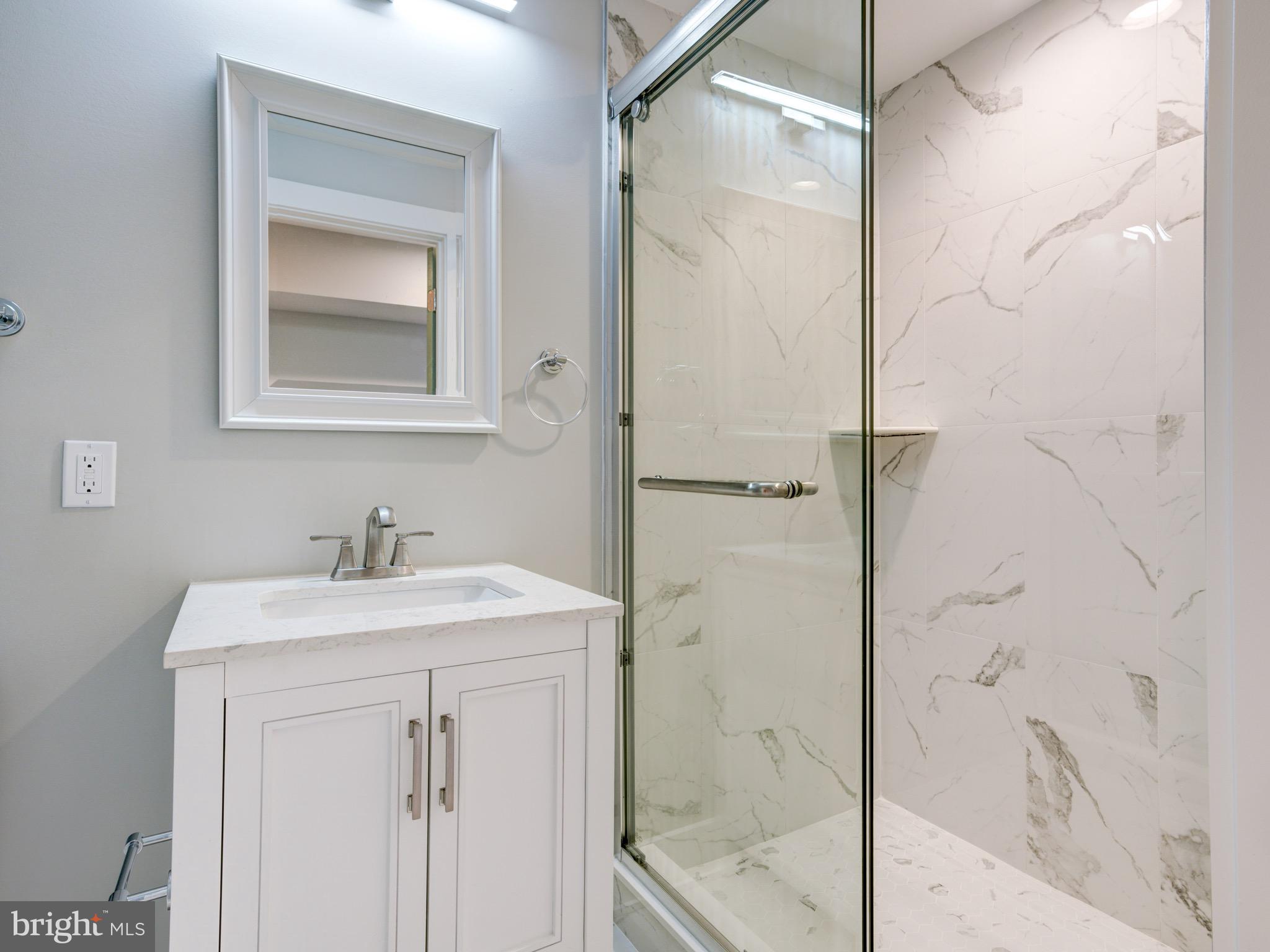 1702 N ORIANNA STREET