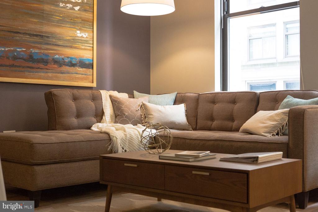 42 S 15TH STREET 0B-0512
