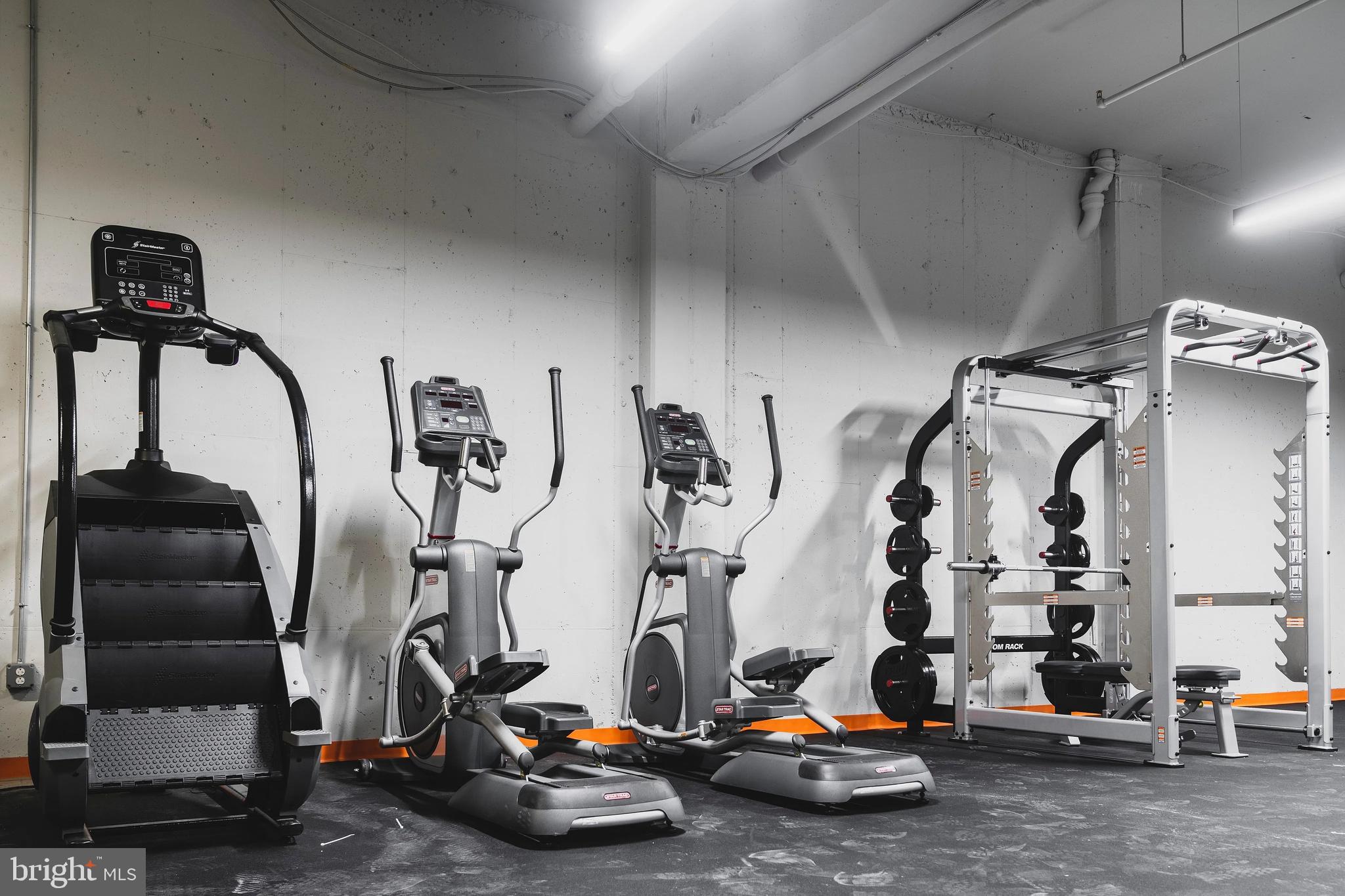 1600 W GIRARD AVENUE 1B-413