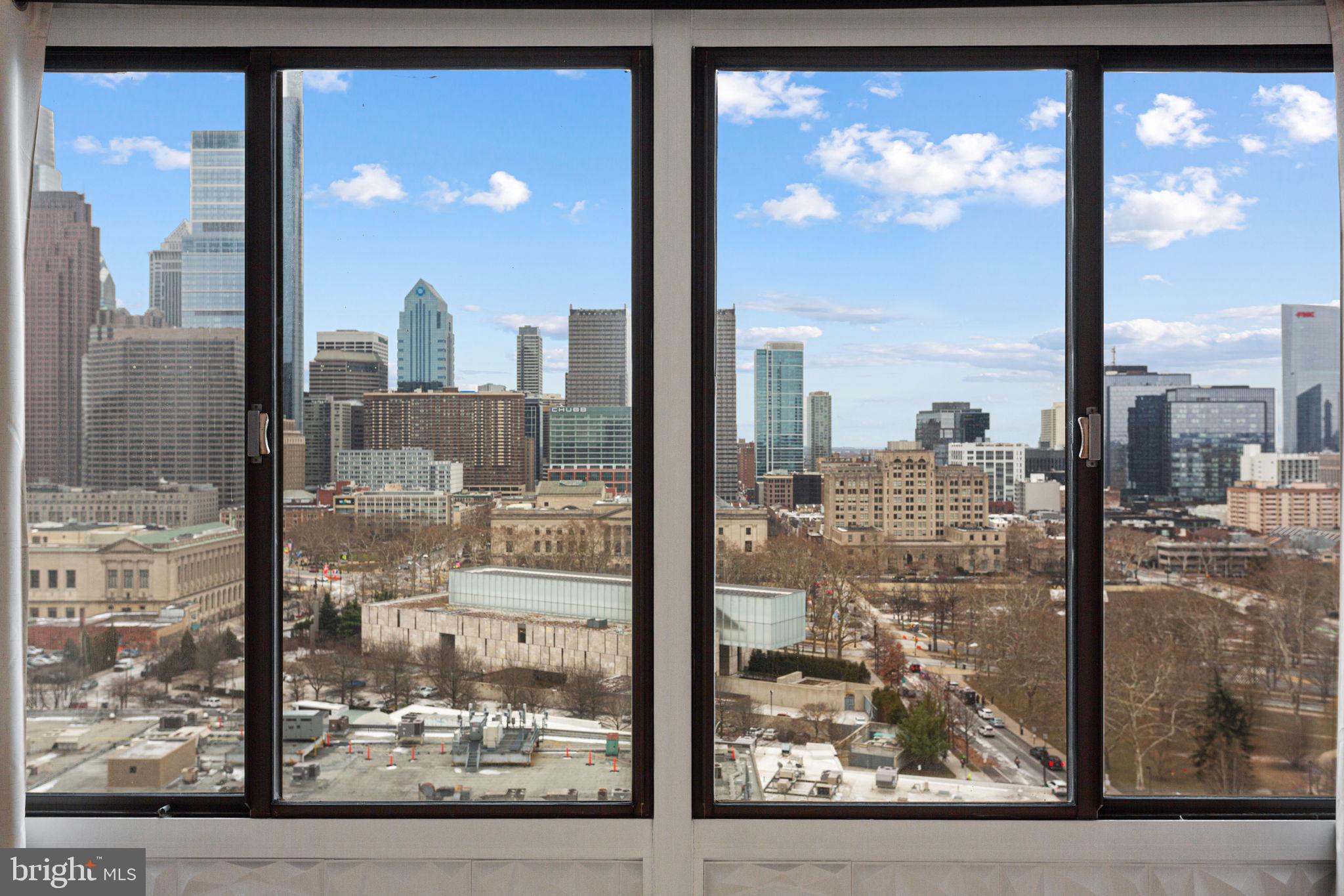 2001 HAMILTON STREET 1622