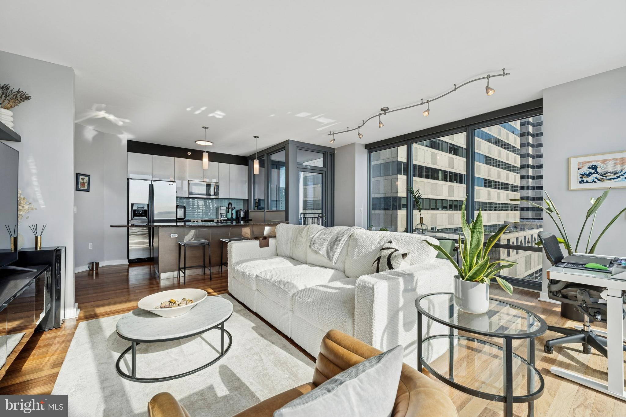 2101 MARKET STREET 2306