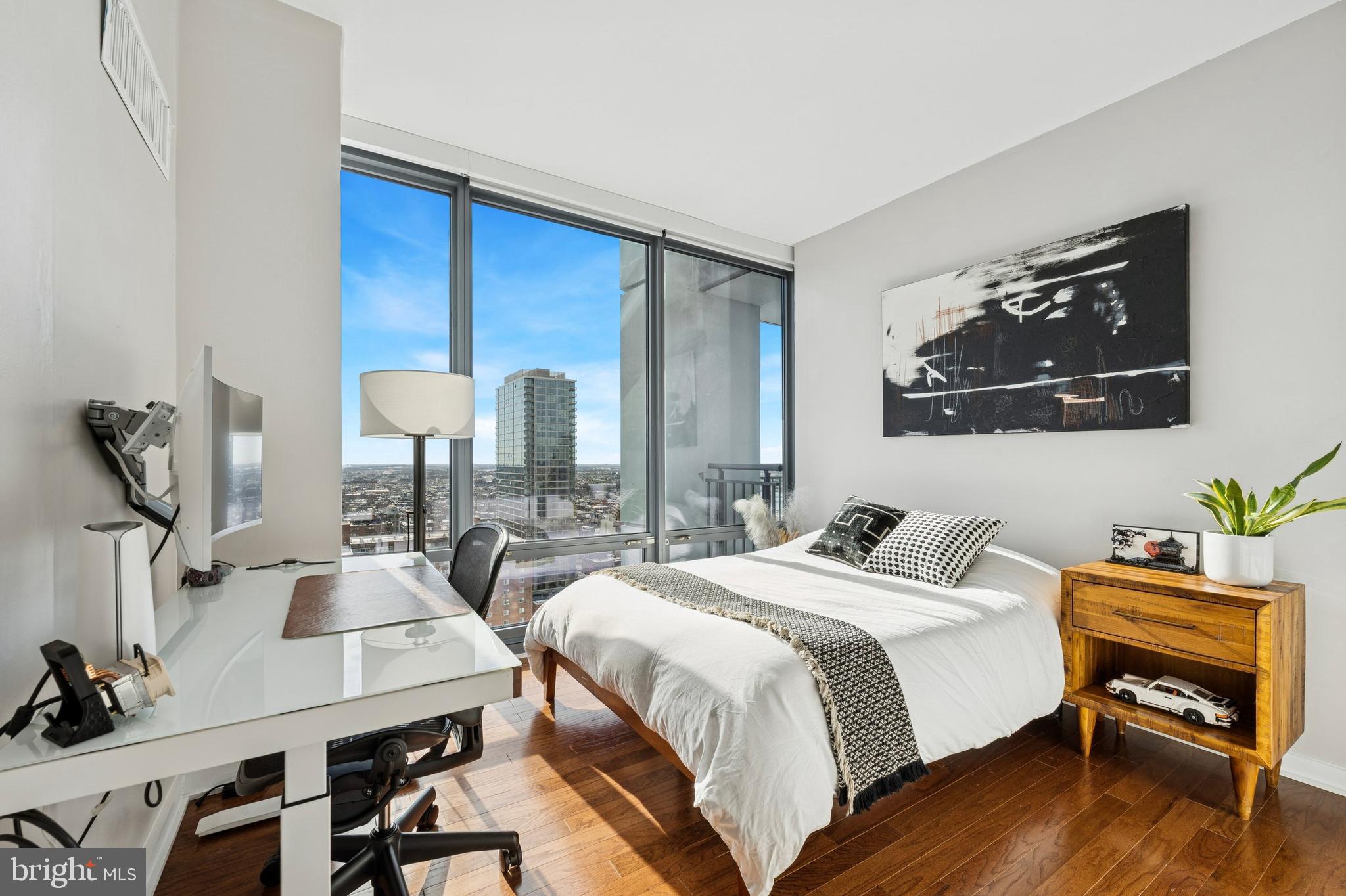 2101 MARKET STREET 2306