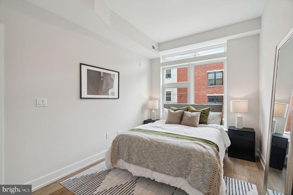 720 W THOMPSON STREET 1B-615
