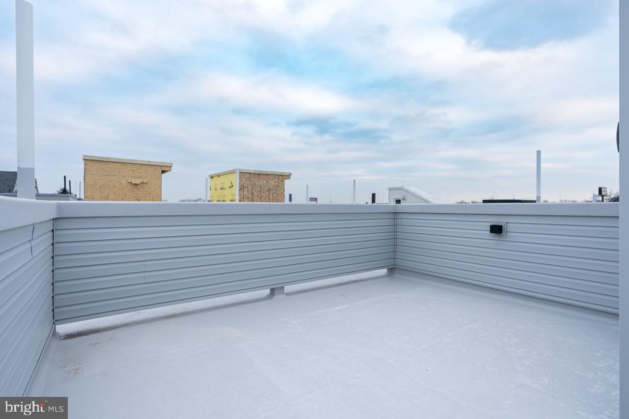 2622 E HAROLD STREET