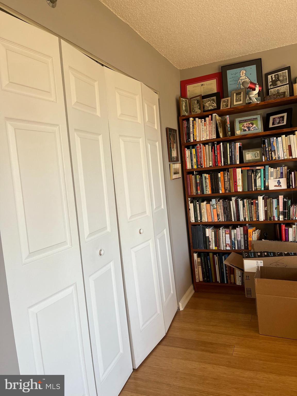 2001 HAMILTON STREET 00 504