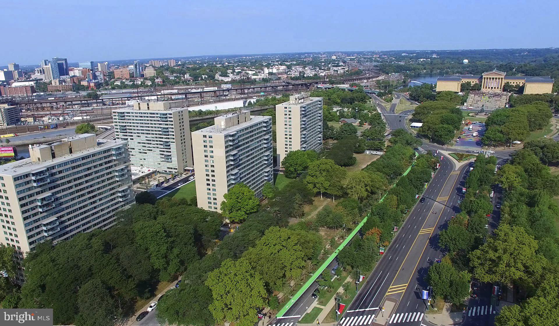 2200 BENJAMIN FRANKLIN PARKWAY 1B-W0608