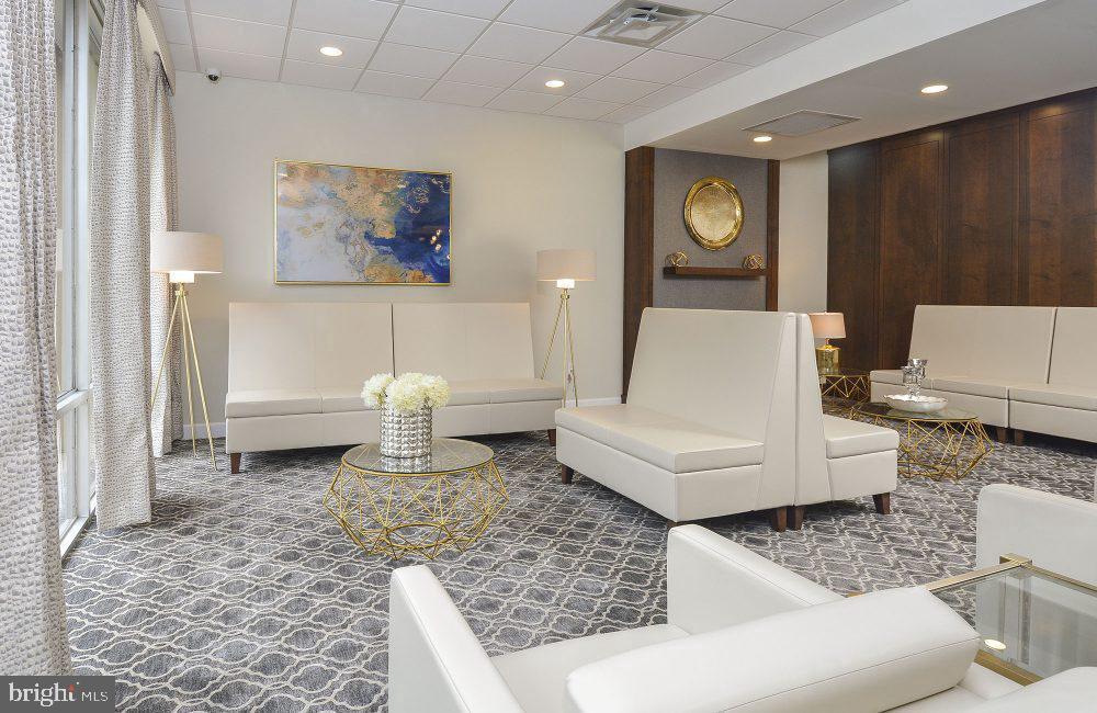 515 W CHELTEN AVENUE 2B-0908