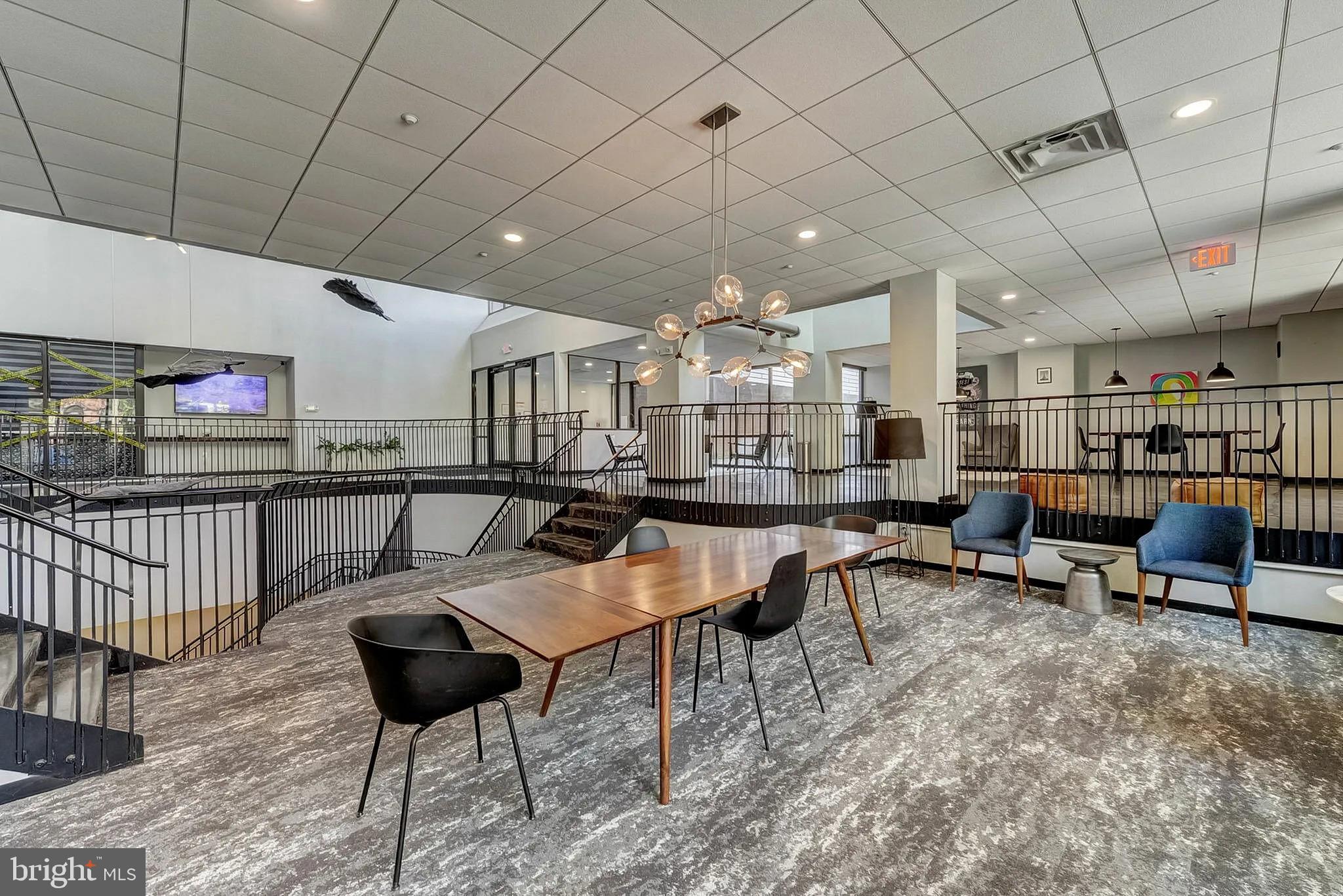 1600 W GIRARD AVENUE 1B-301