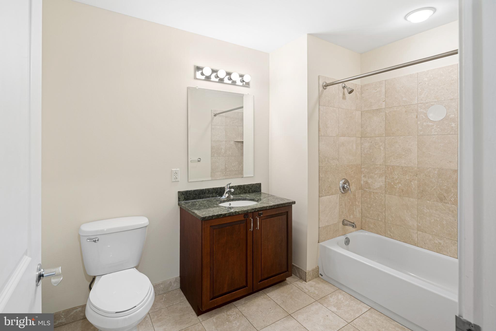 901 N PENN STREET F810