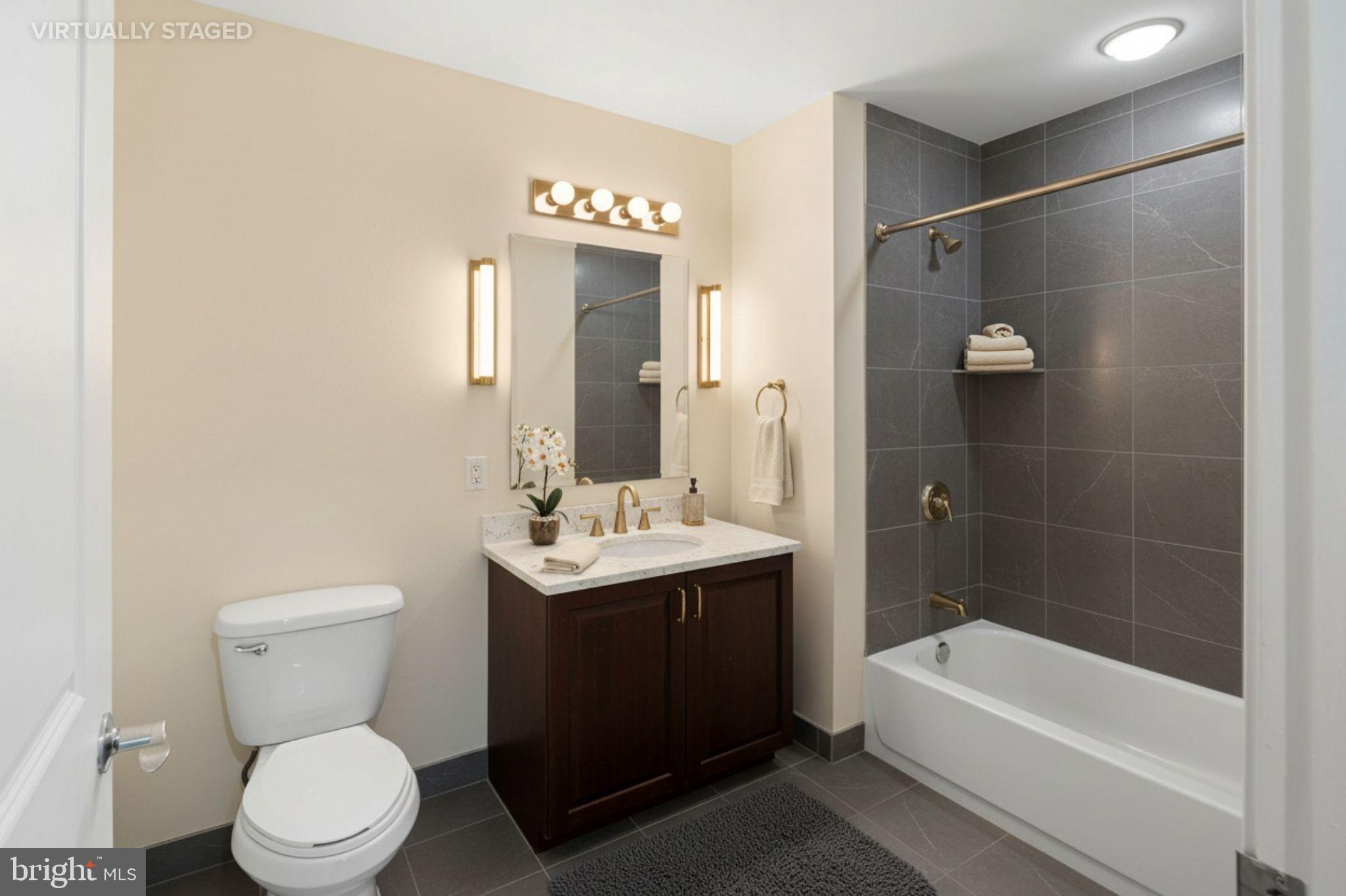 901 N PENN STREET F810