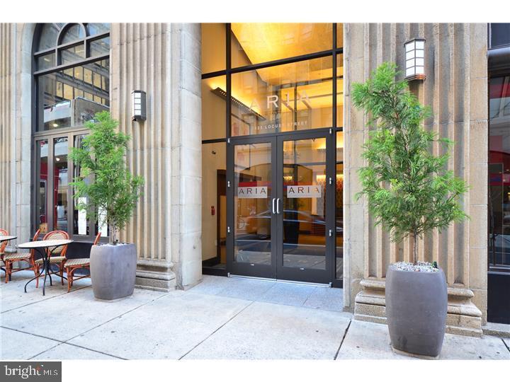 1425 LOCUST STREET 00 16B