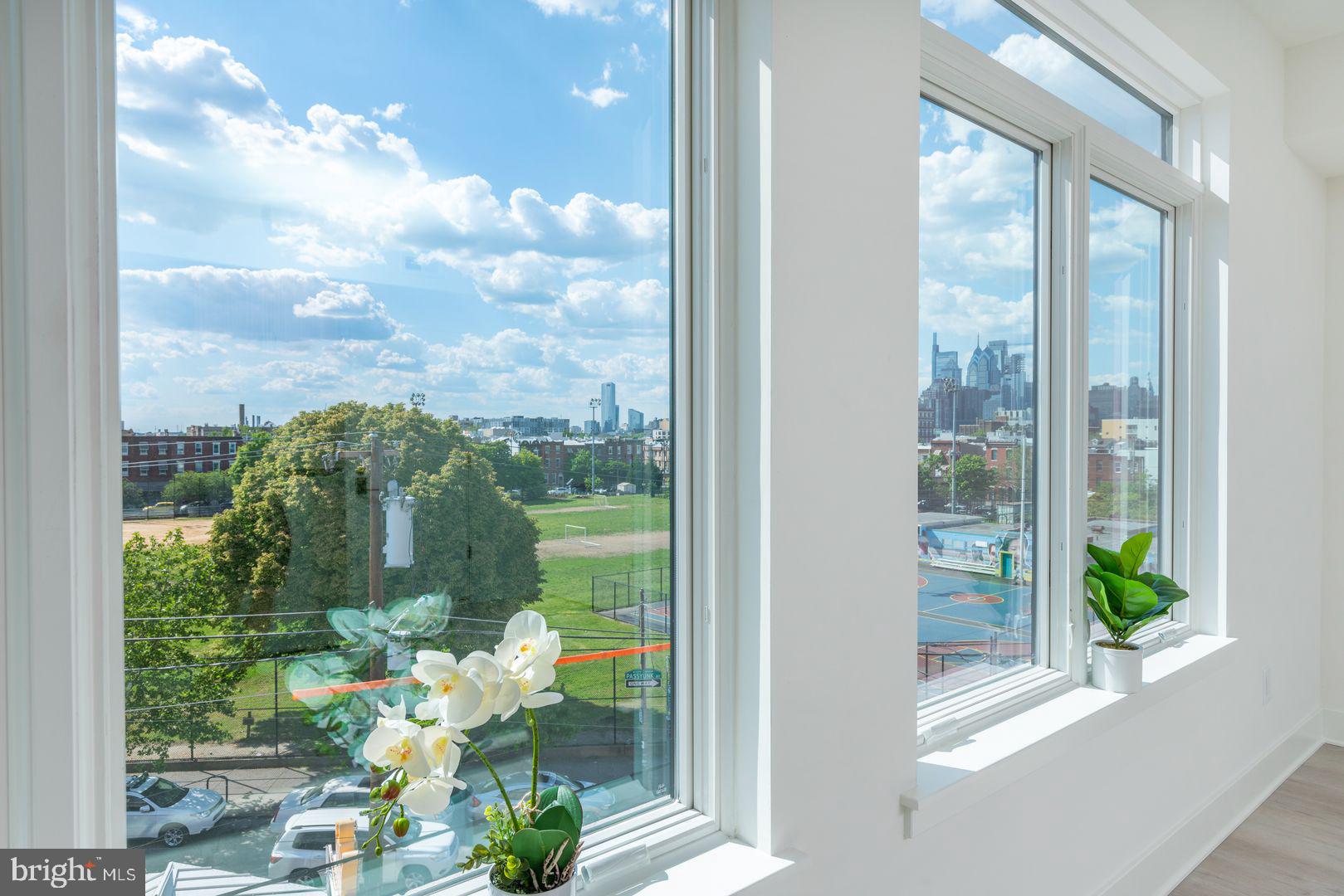 833 WHARTON STREET 1B-201