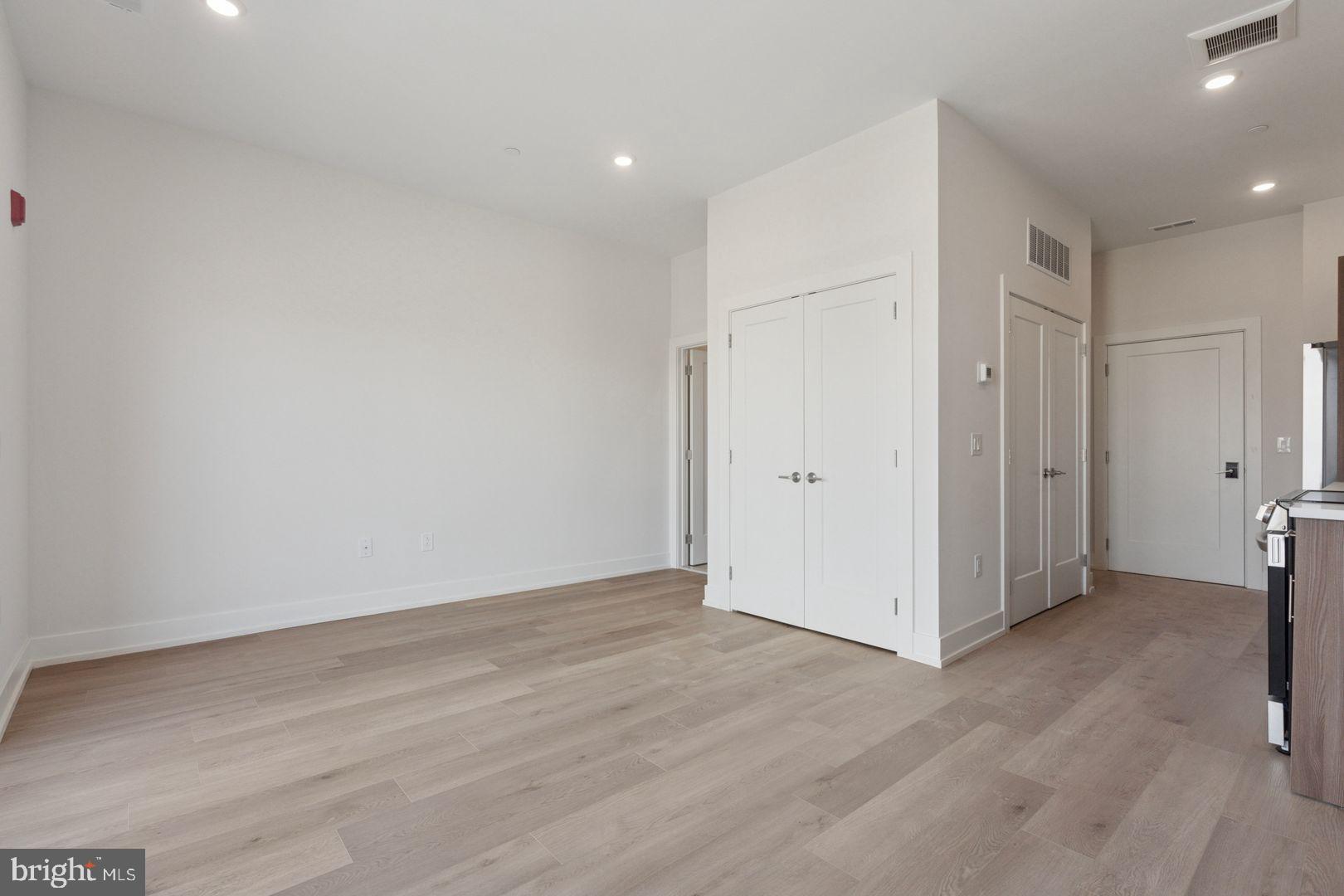 130 W GIRARD AVENUE 1B-502