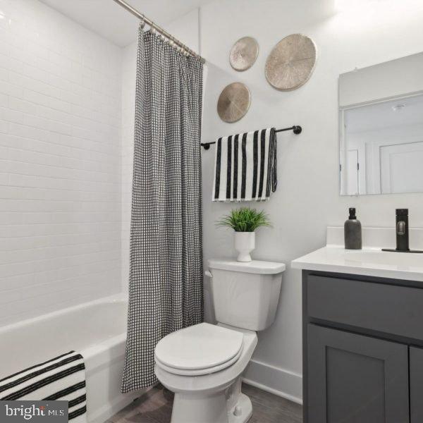 2200 E SOMERSET STREET 0B-523