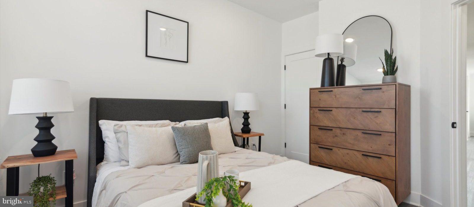 2200 E SOMERSET STREET 0B-622