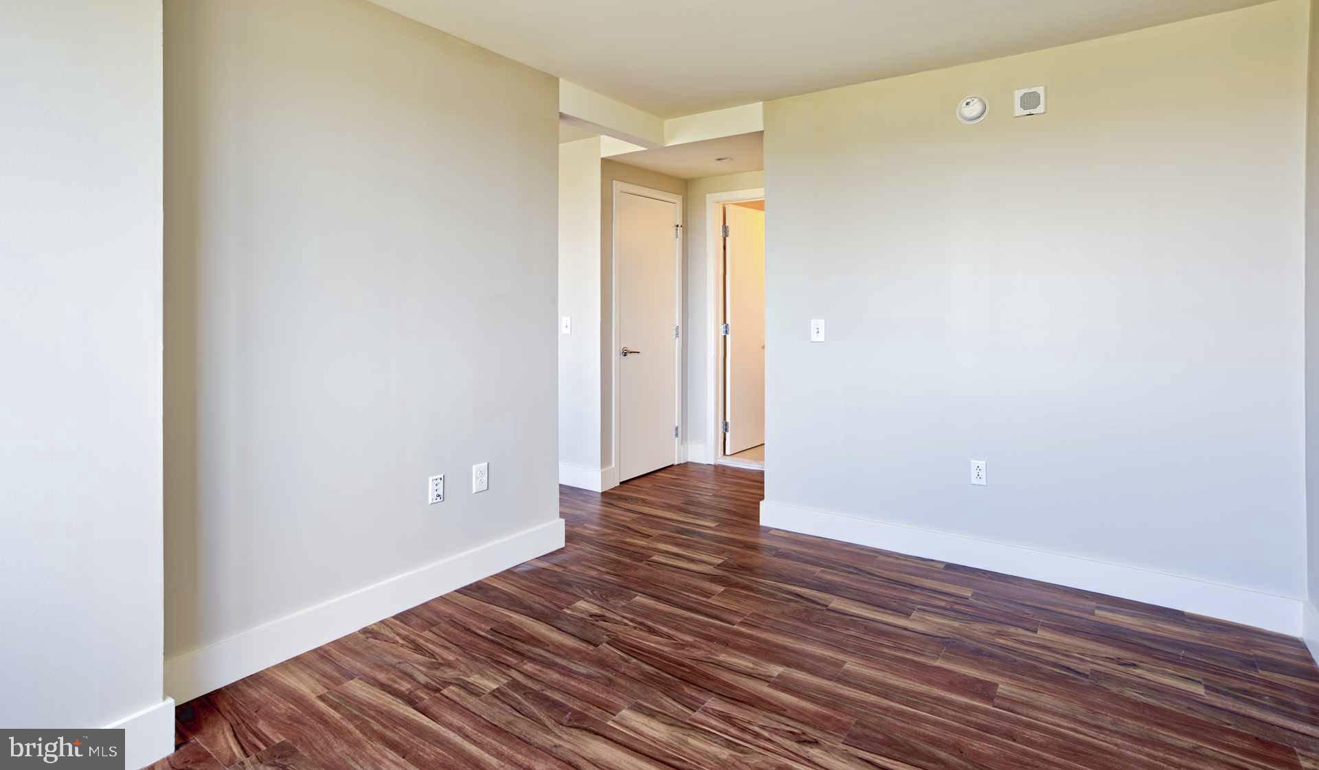 2200 BENJAMIN FRANKLIN PARKWAY 1B-N1805