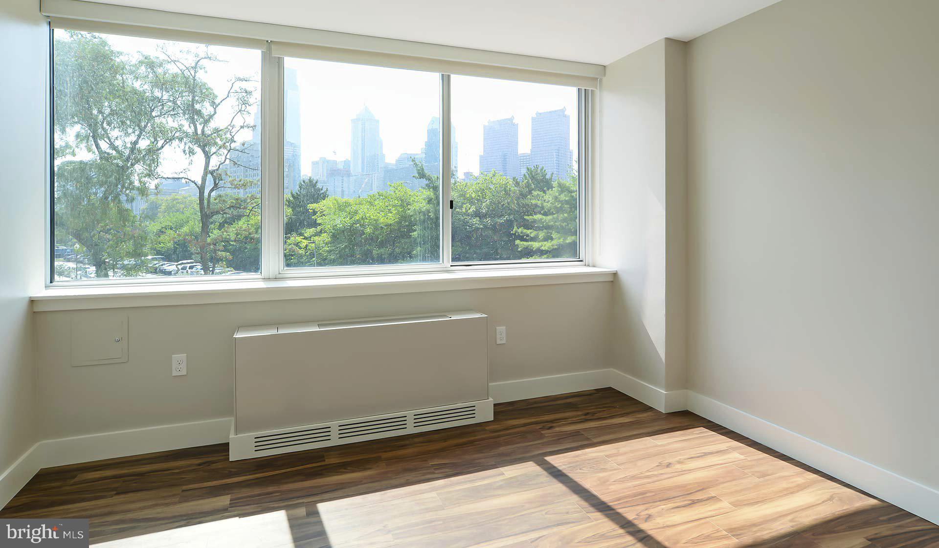 2200 BENJAMIN FRANKLIN PARKWAY 2B-E1005