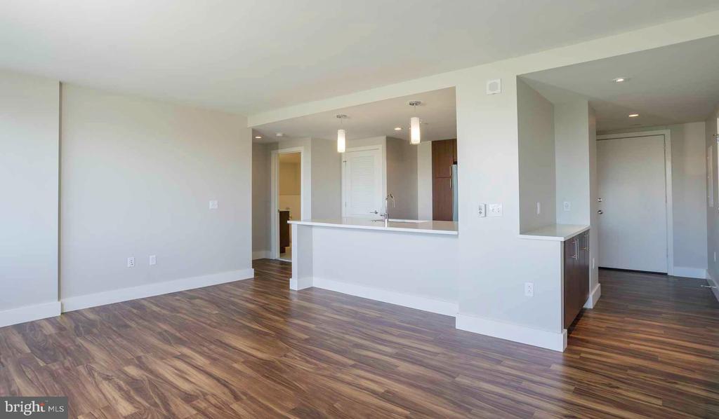 2200 BENJAMIN FRANKLIN PARKWAY 1B-E1506