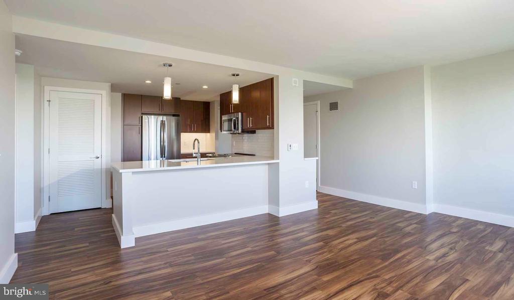 2200 BENJAMIN FRANKLIN PARKWAY 1B-E1506