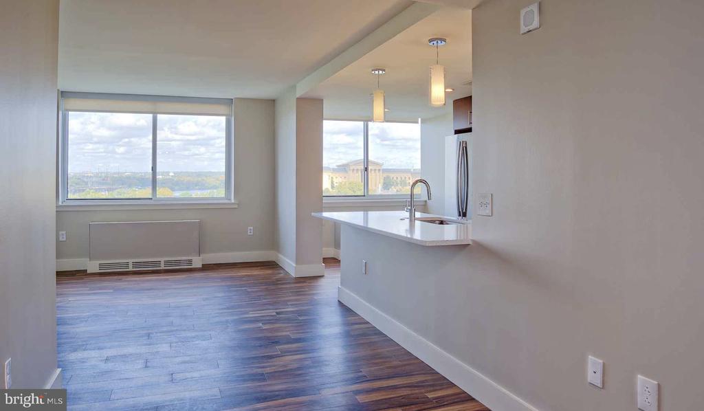 2200 BENJAMIN FRANKLIN PARKWAY 1B-E1506