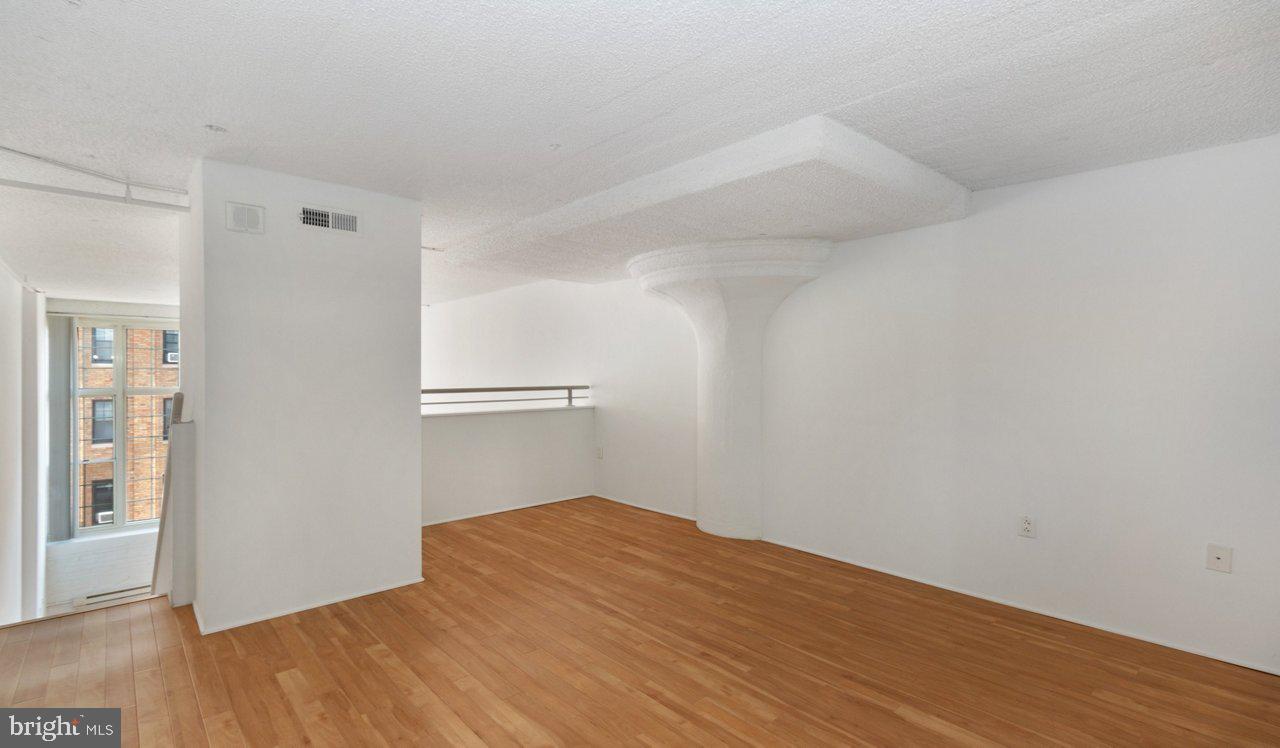 2300 WALNUT STREET 0B-304