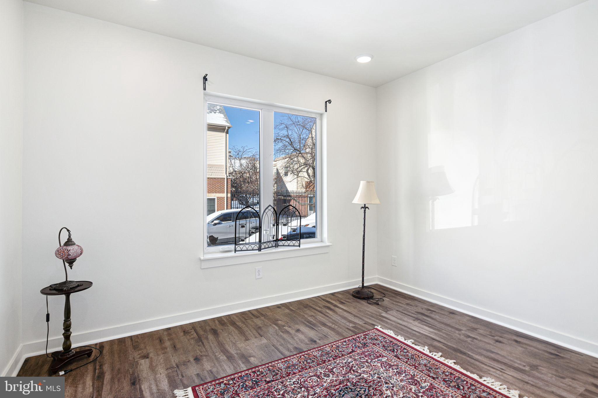 1839 N 6TH STREET 00 2