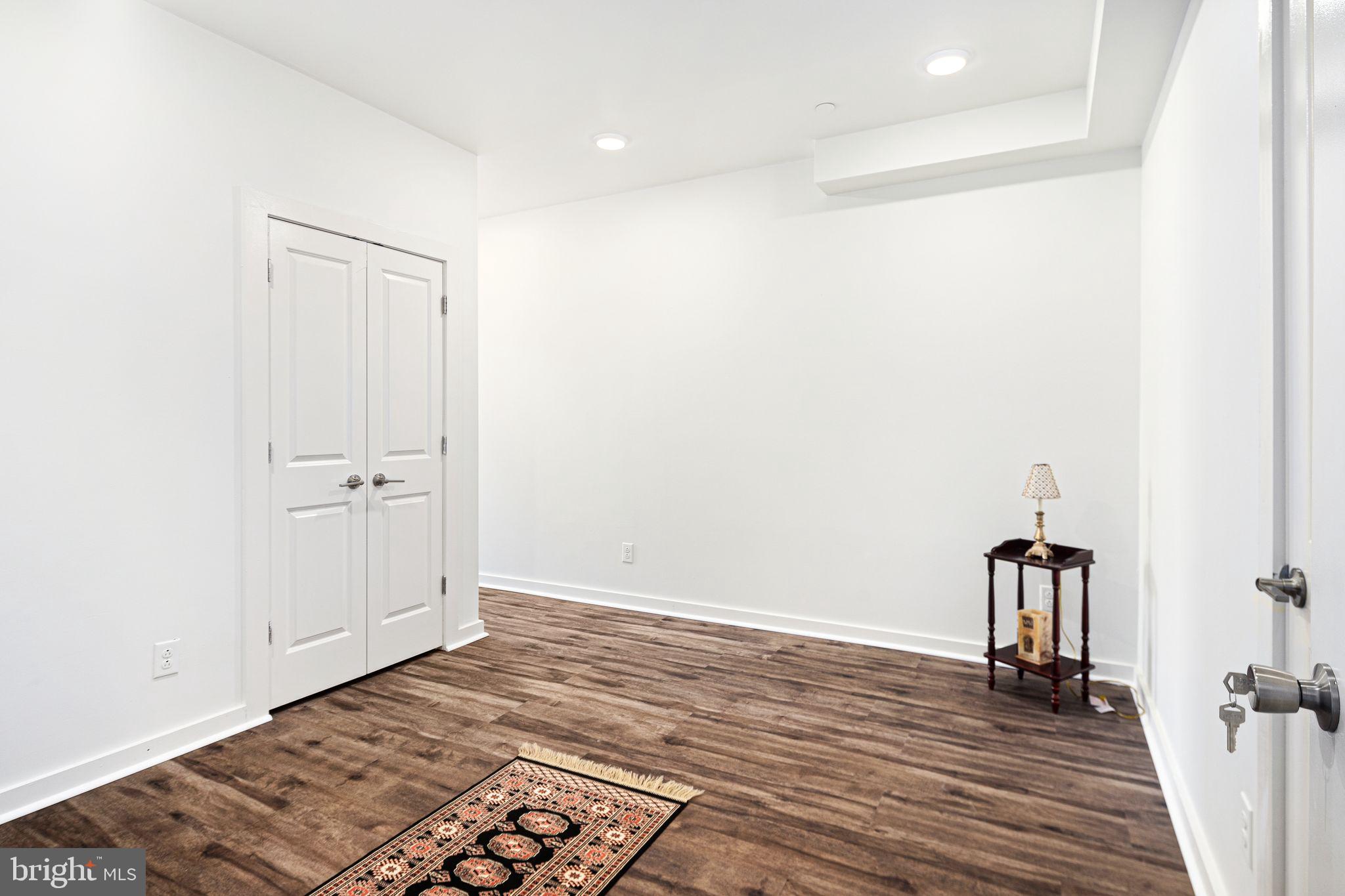 1839 N 6TH STREET 00 2