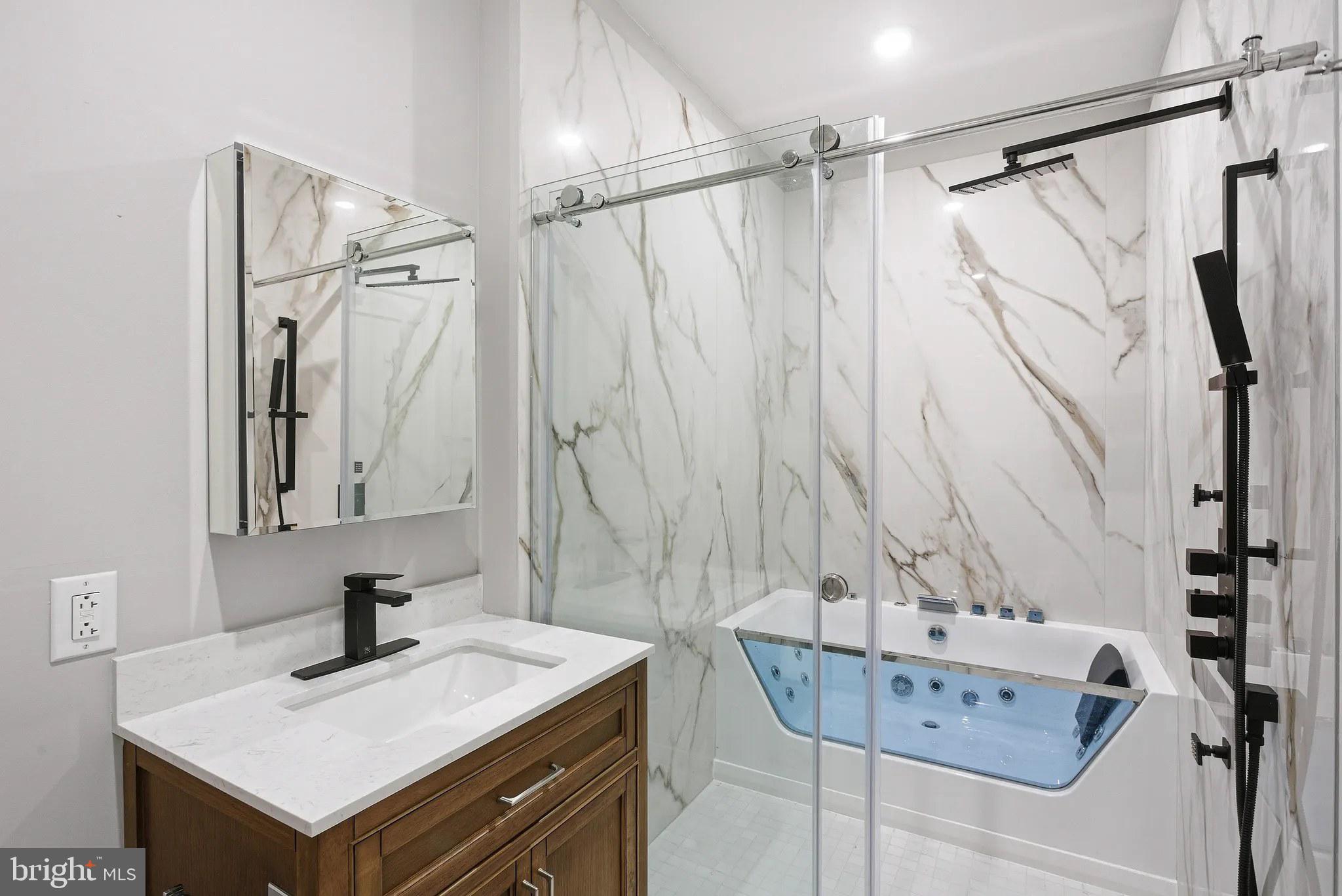 1000 W GIRARD AVENUE A1-026