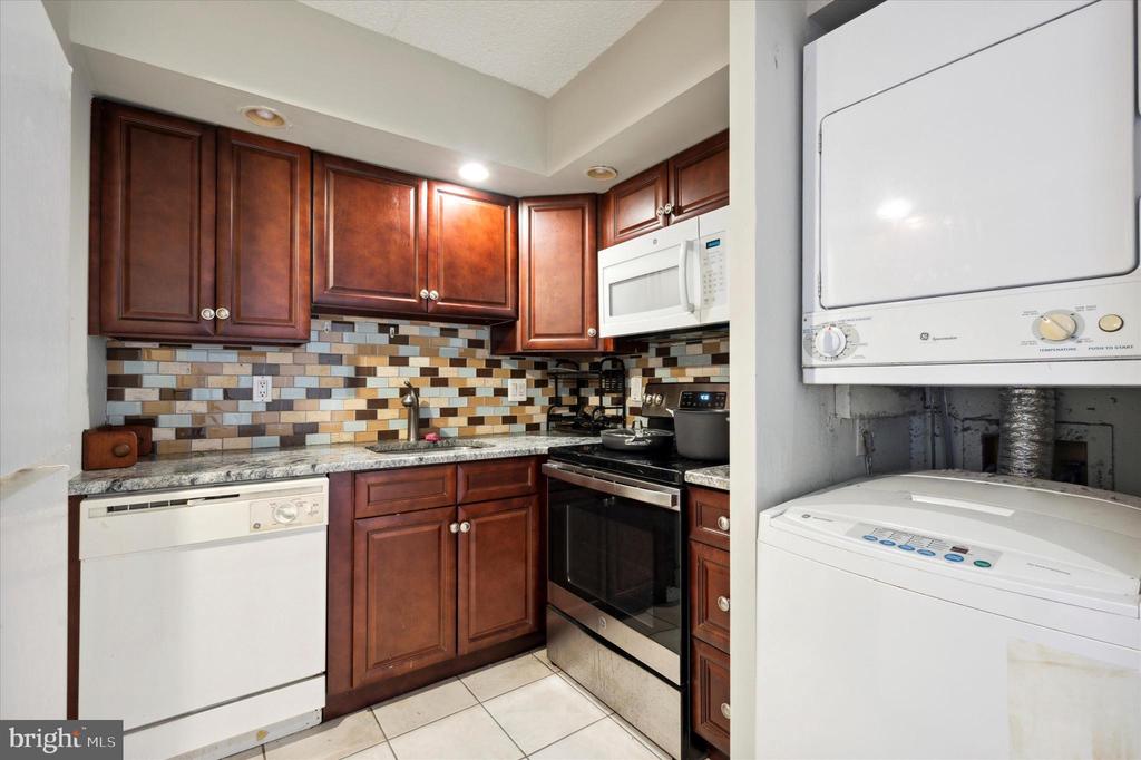 530 S 2ND ST S 643