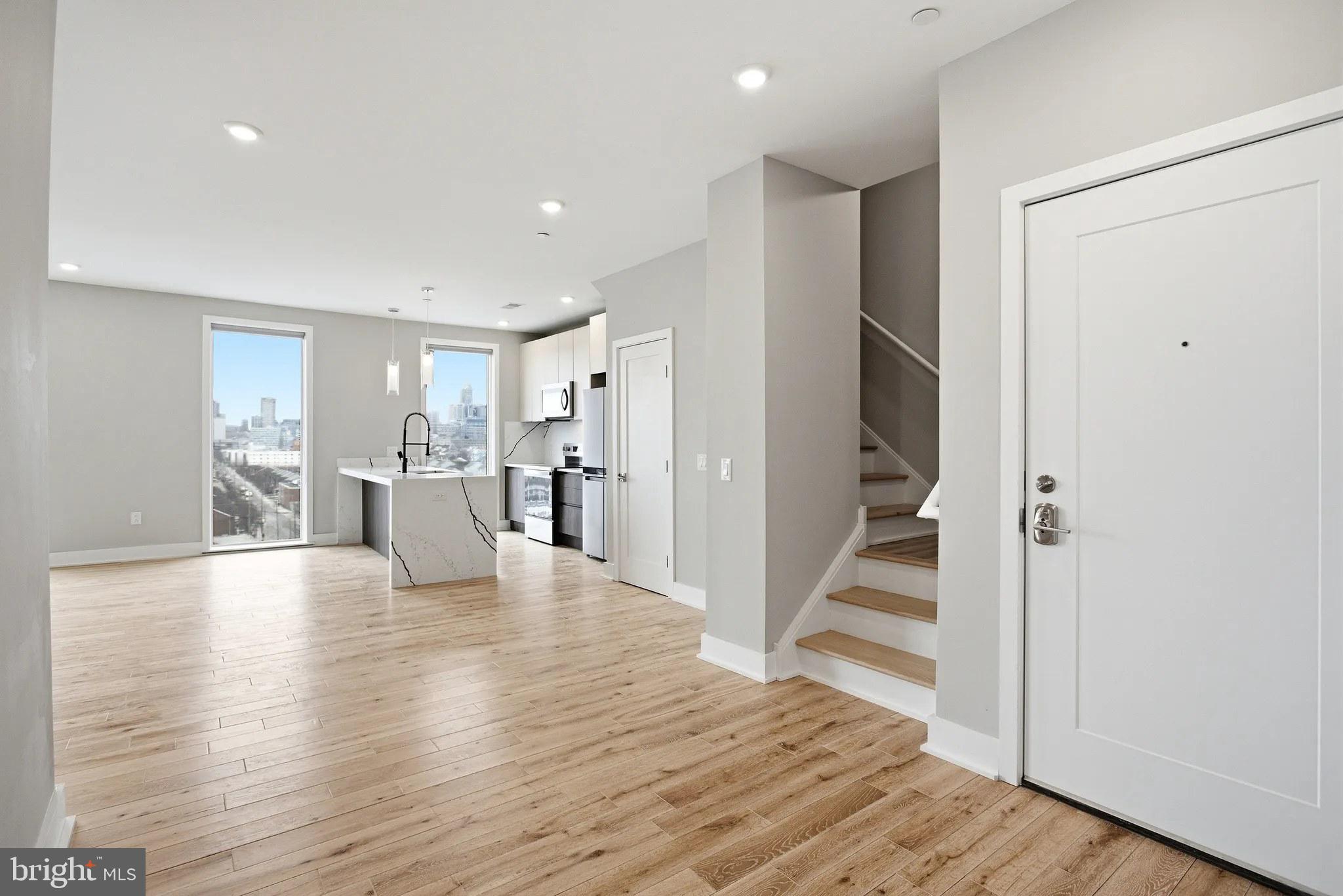 1000 W GIRARD AVENUE 112
