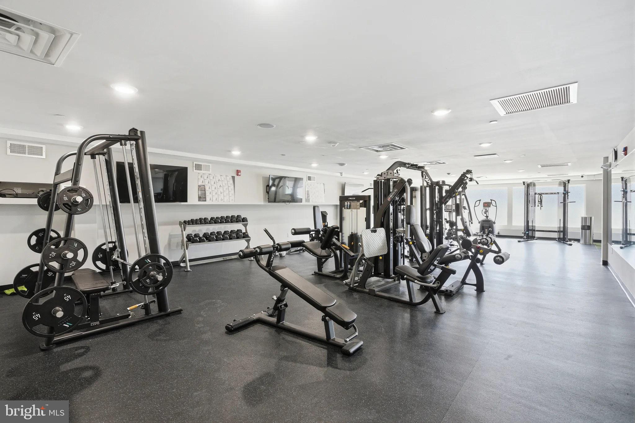 1000 W GIRARD AVENUE 335