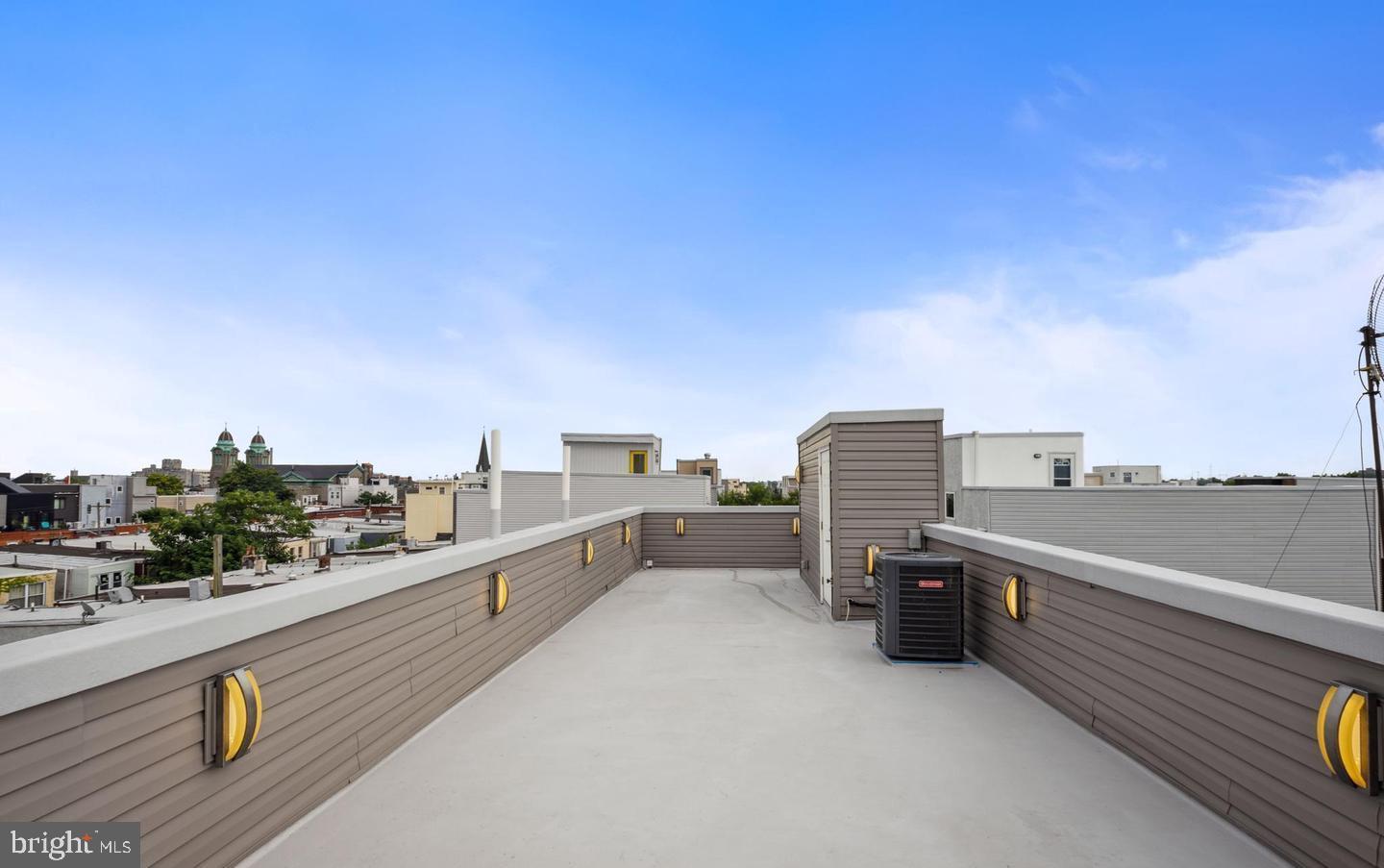 1818 DICKINSON STREET