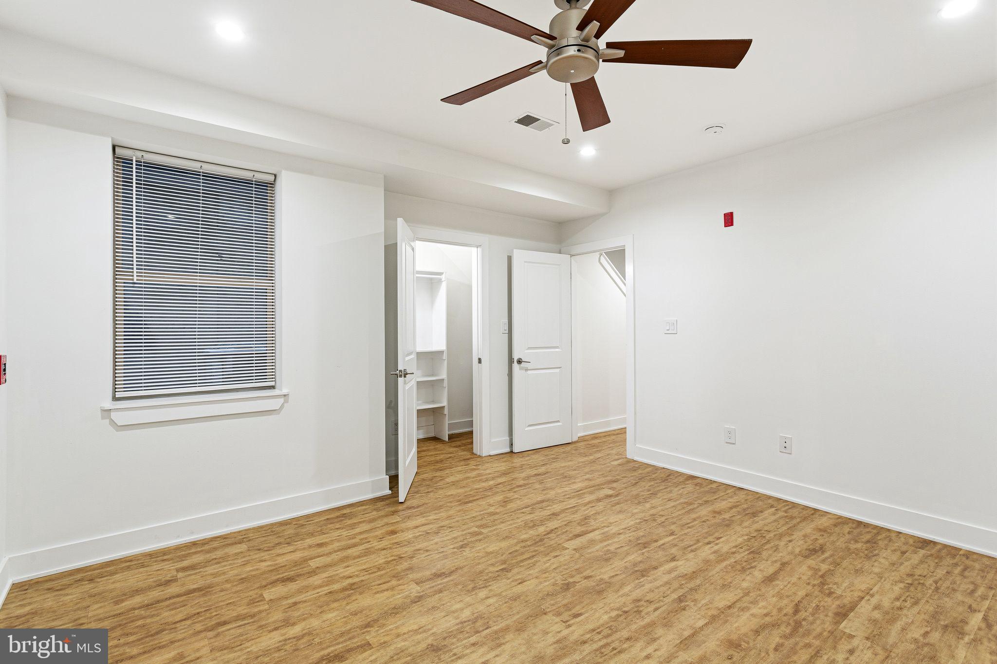 1527 N 7TH STREET 1
