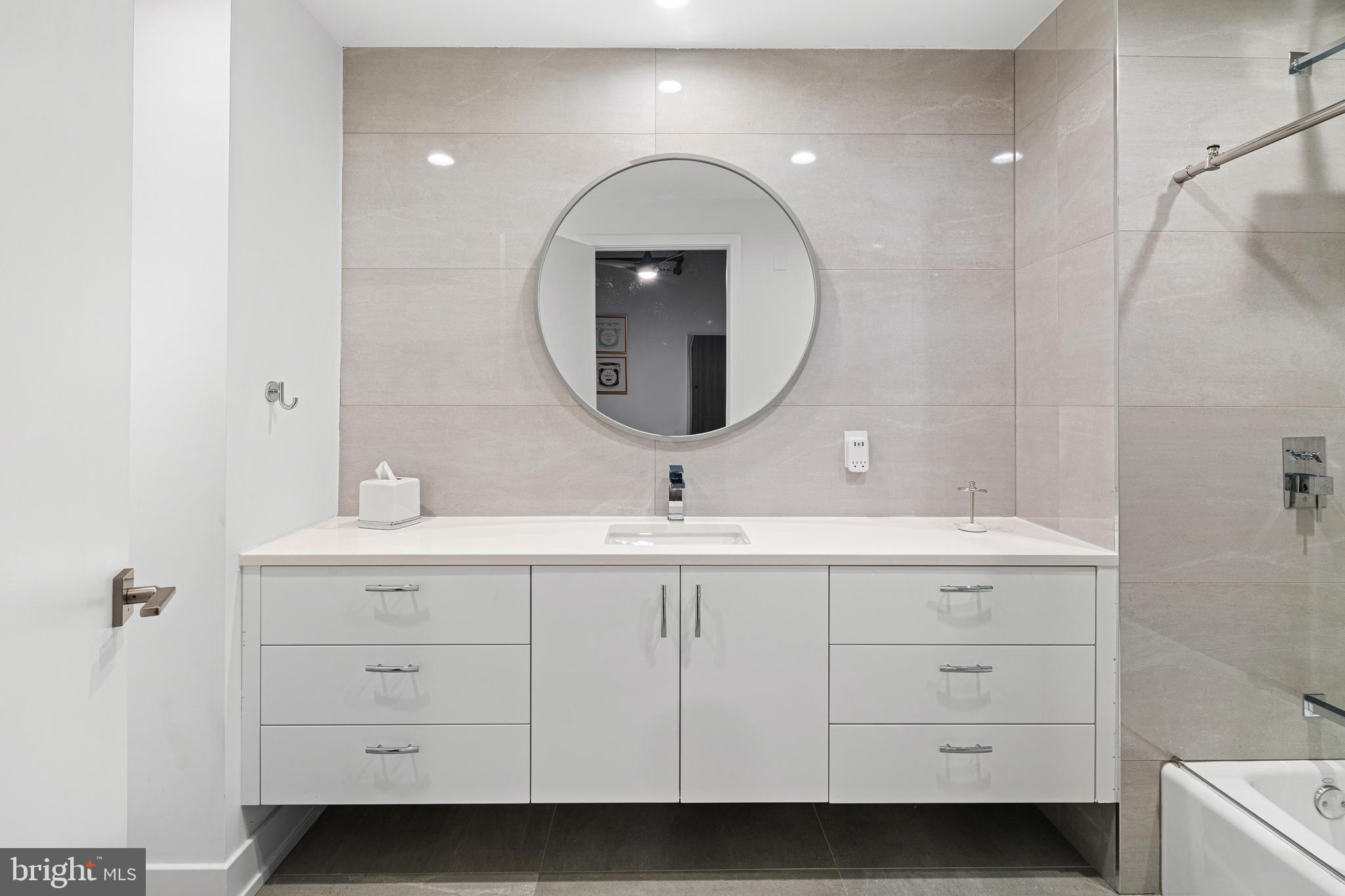 1352 SOUTH STREET 00 500