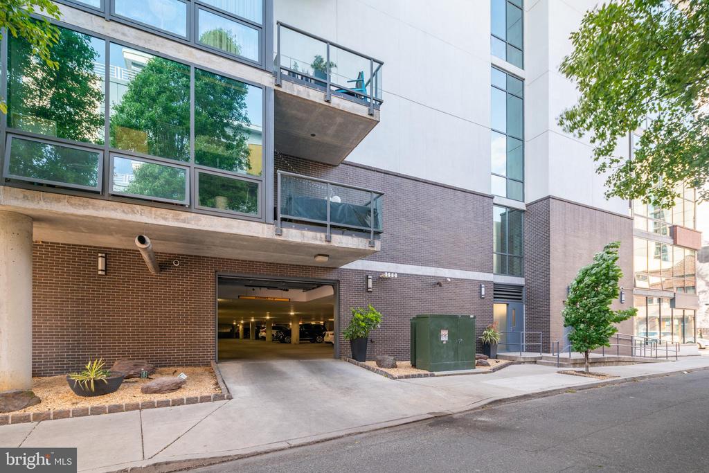 1352 SOUTH STREET 500