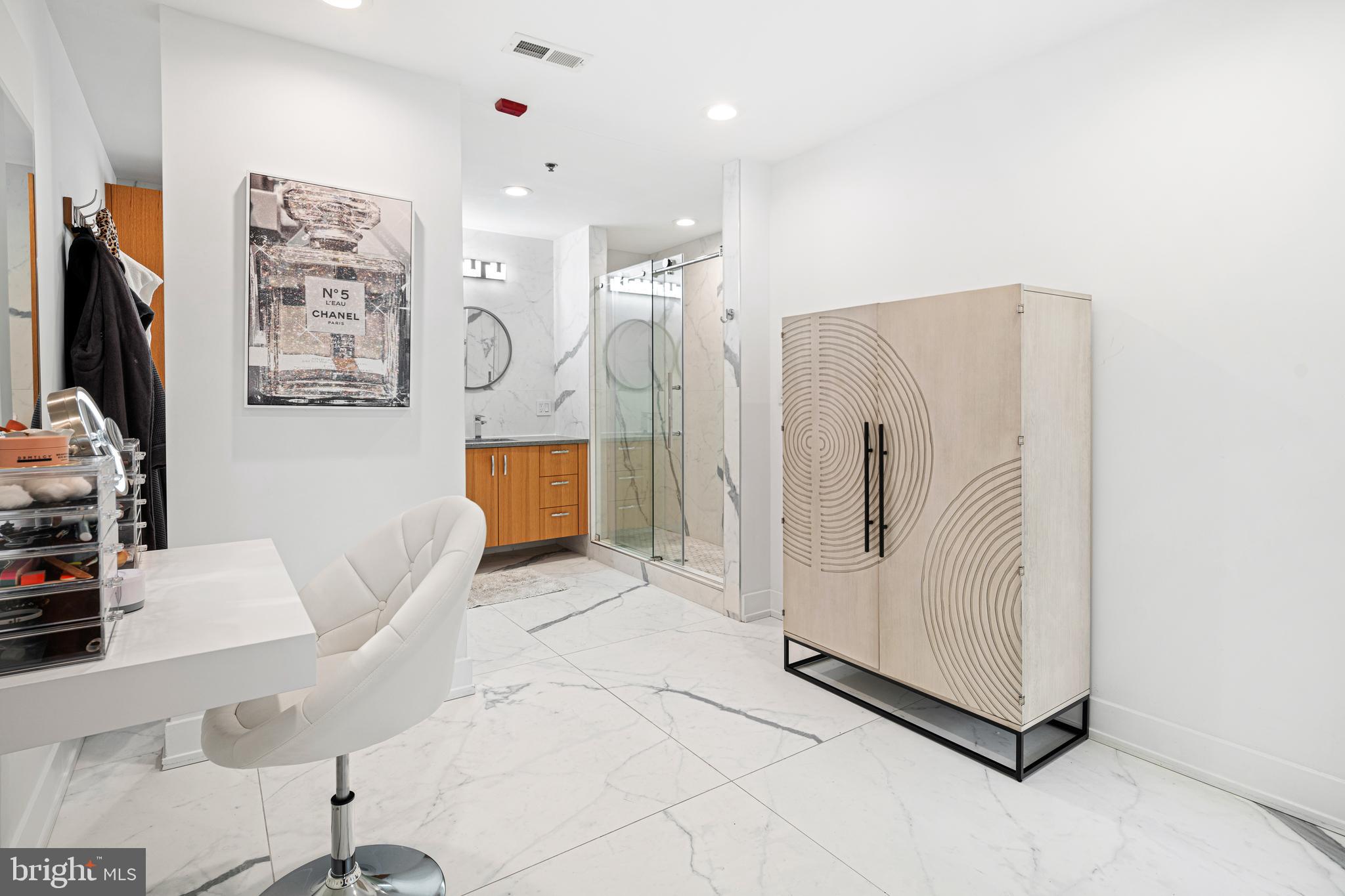 1352 SOUTH STREET 00 500