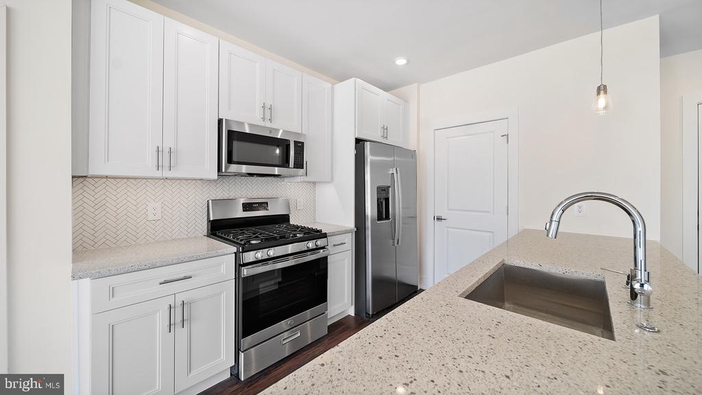 1148 N 2ND STREET 3H